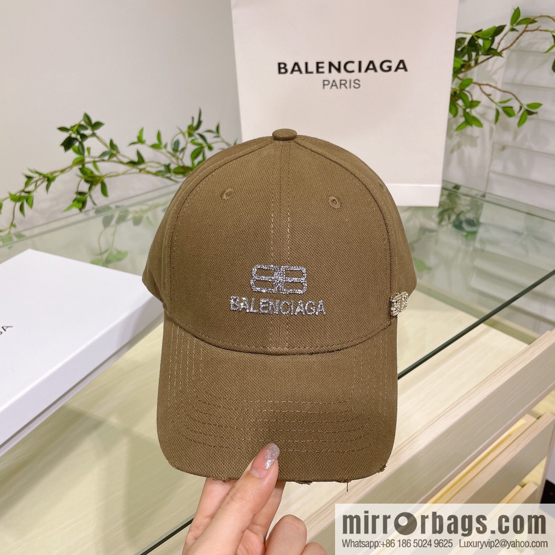 Balenciaga Balenciaga's new couple baseball cap