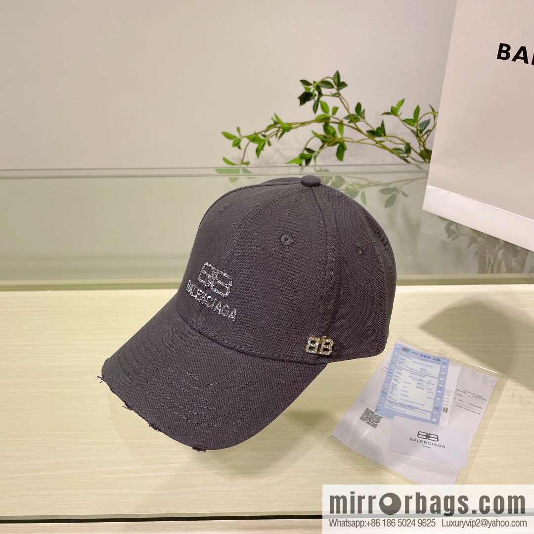 Balenciaga Balenciaga's new couple baseball cap
