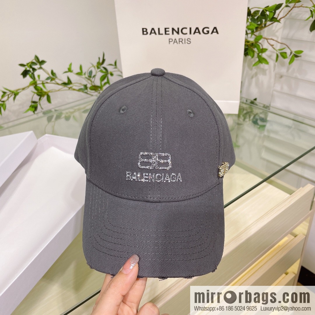 Balenciaga Balenciaga's new couple baseball cap