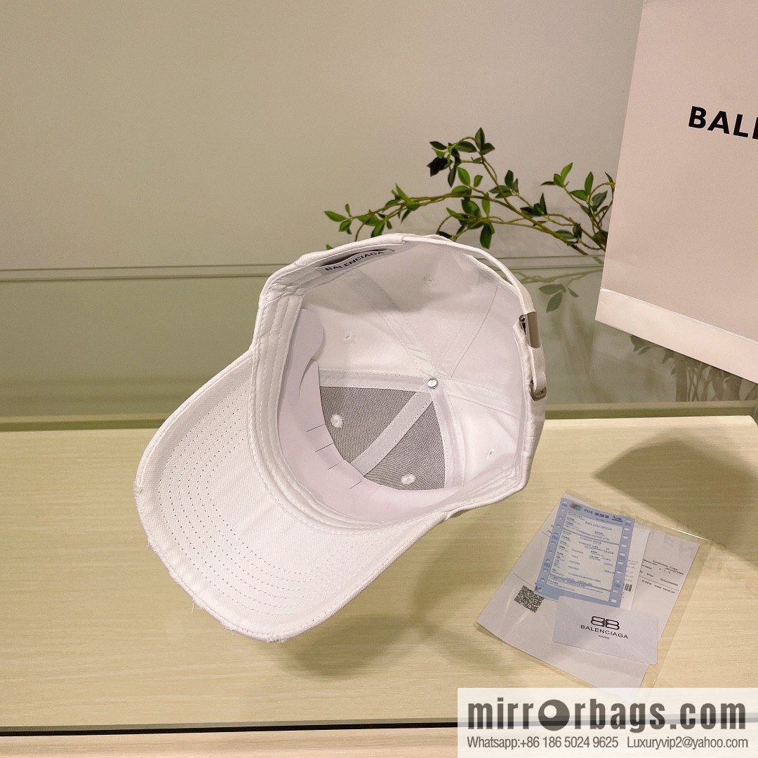 Balenciaga Balenciaga's new couple baseball cap