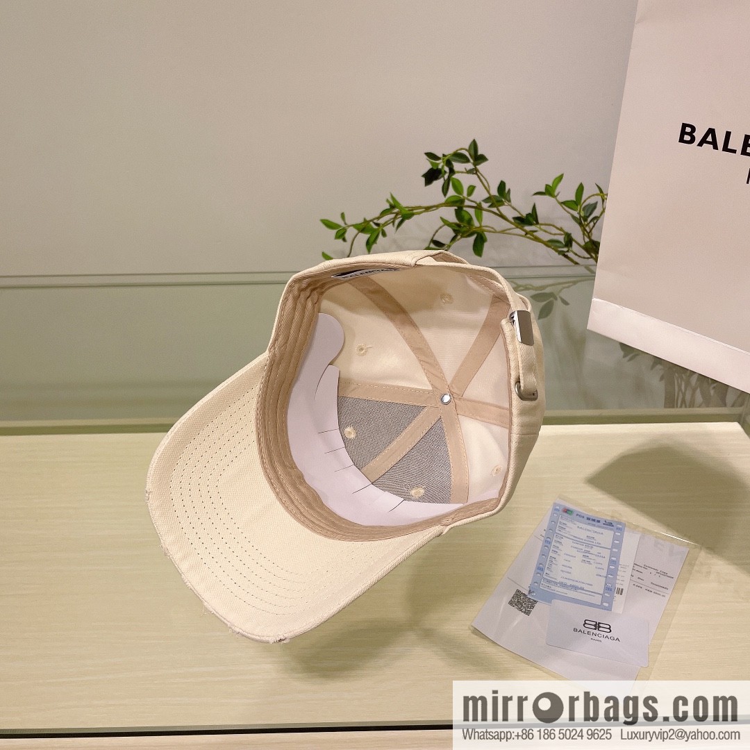 Balenciaga Balenciaga's new couple baseball cap