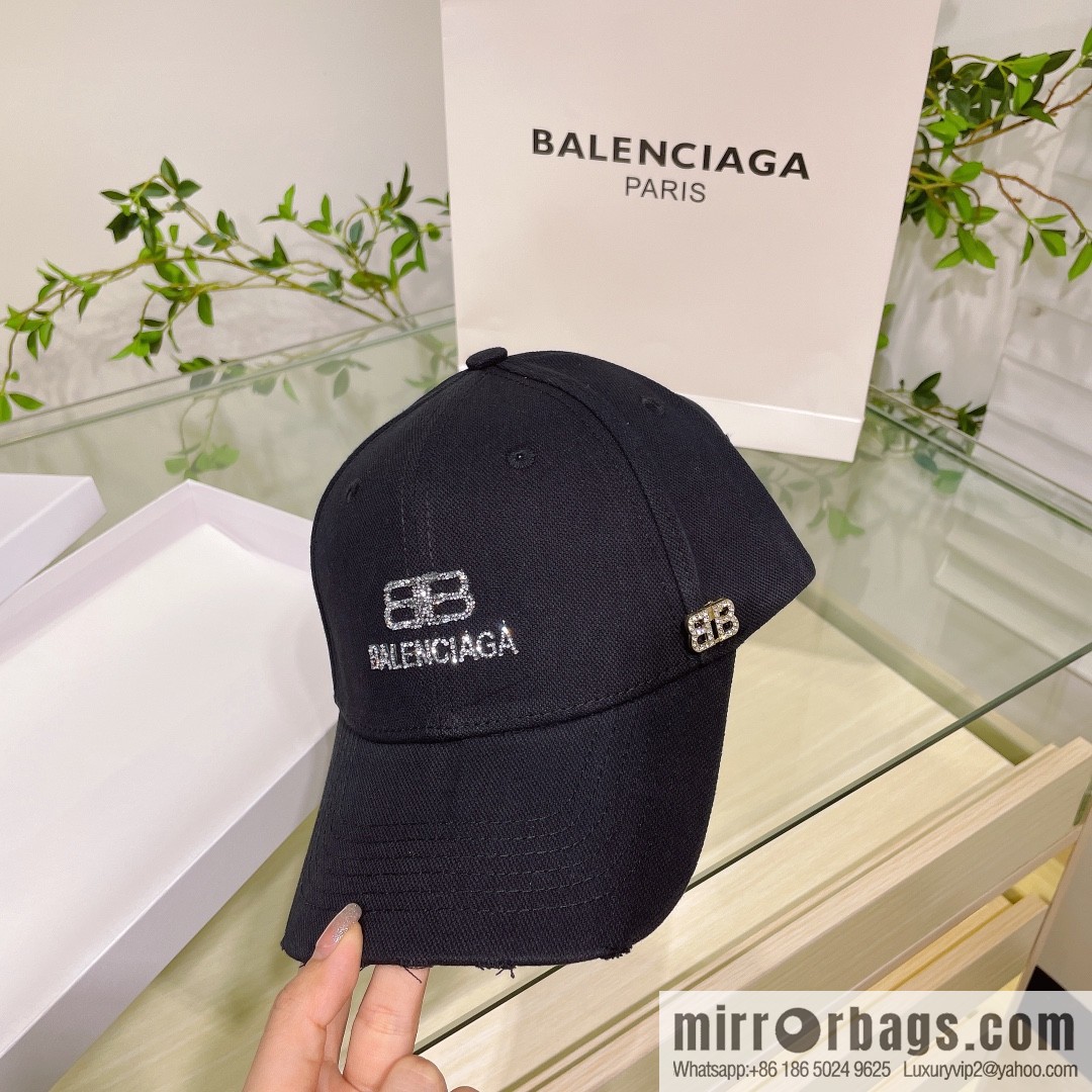 Balenciaga Balenciaga's new couple baseball cap