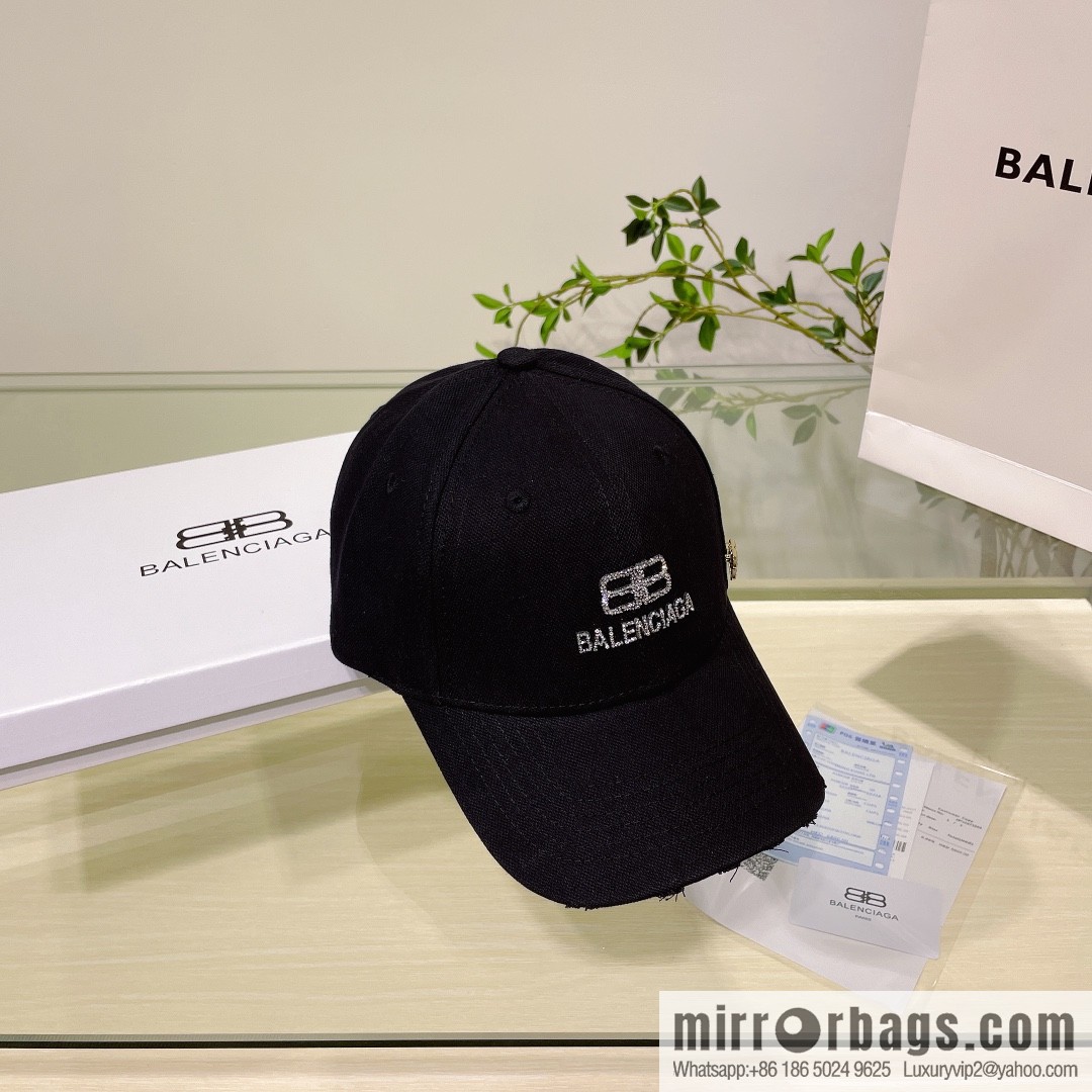 Balenciaga Balenciaga's new couple baseball cap