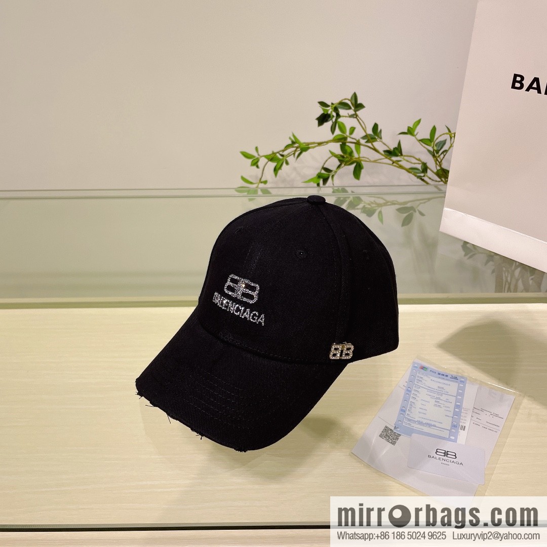 Balenciaga Balenciaga's new couple baseball cap