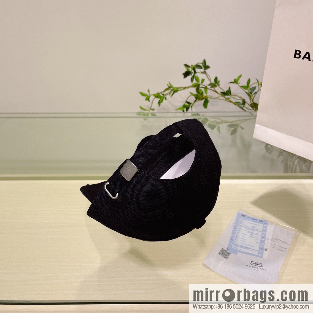 Balenciaga Balenciaga's new couple baseball cap