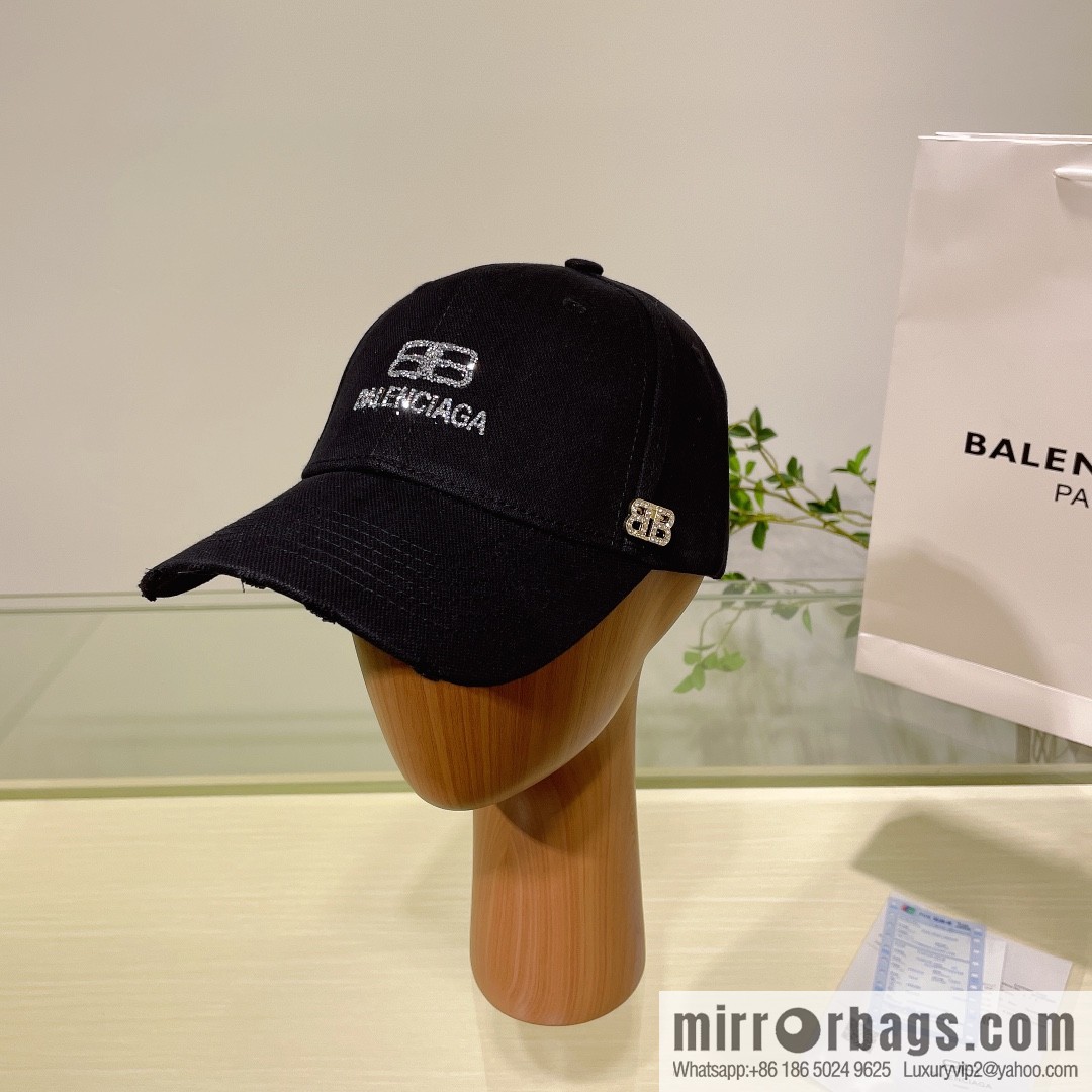 Balenciaga Balenciaga's new couple baseball cap