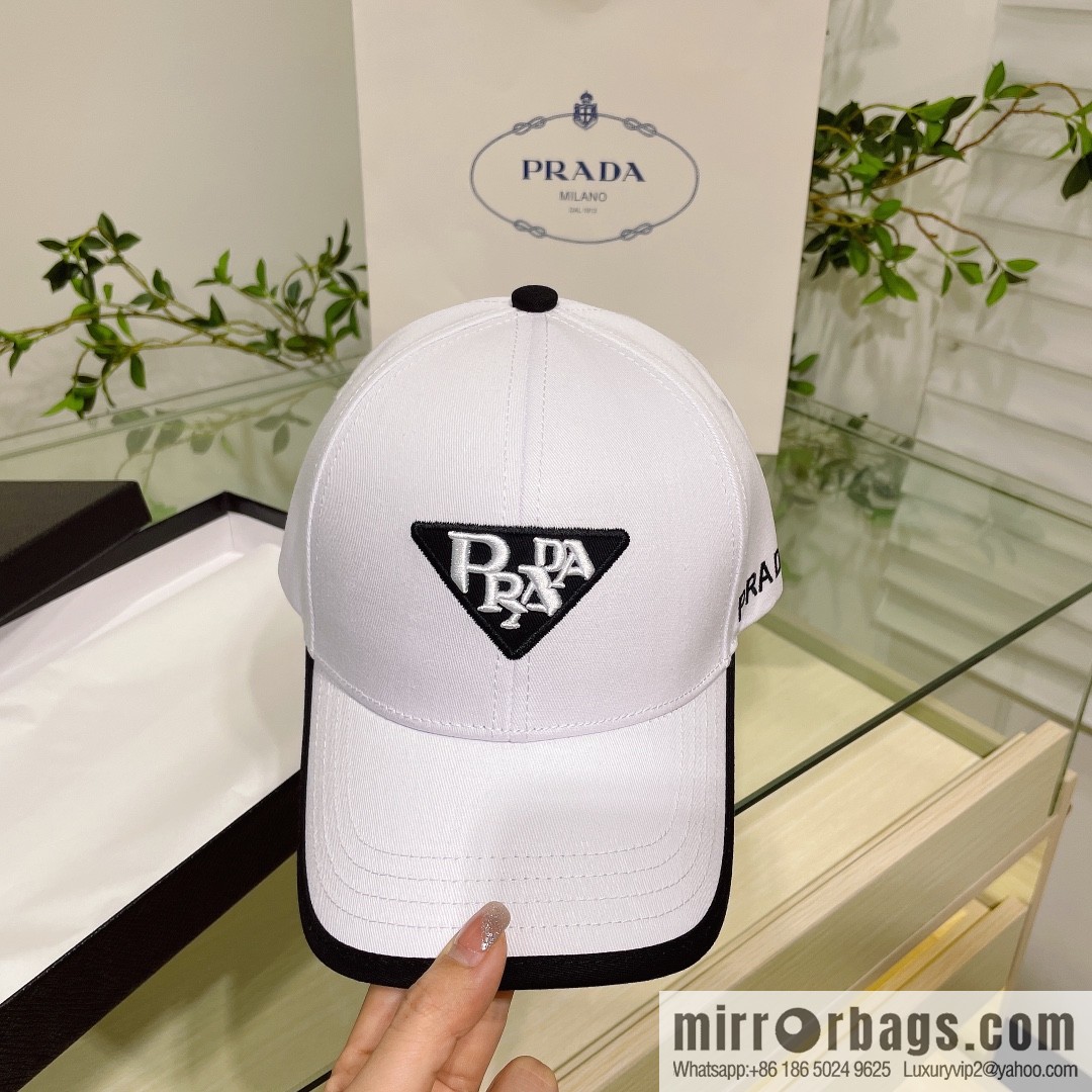 PRADA Prada new embroidered classic triangular label street cotton baseball cap
