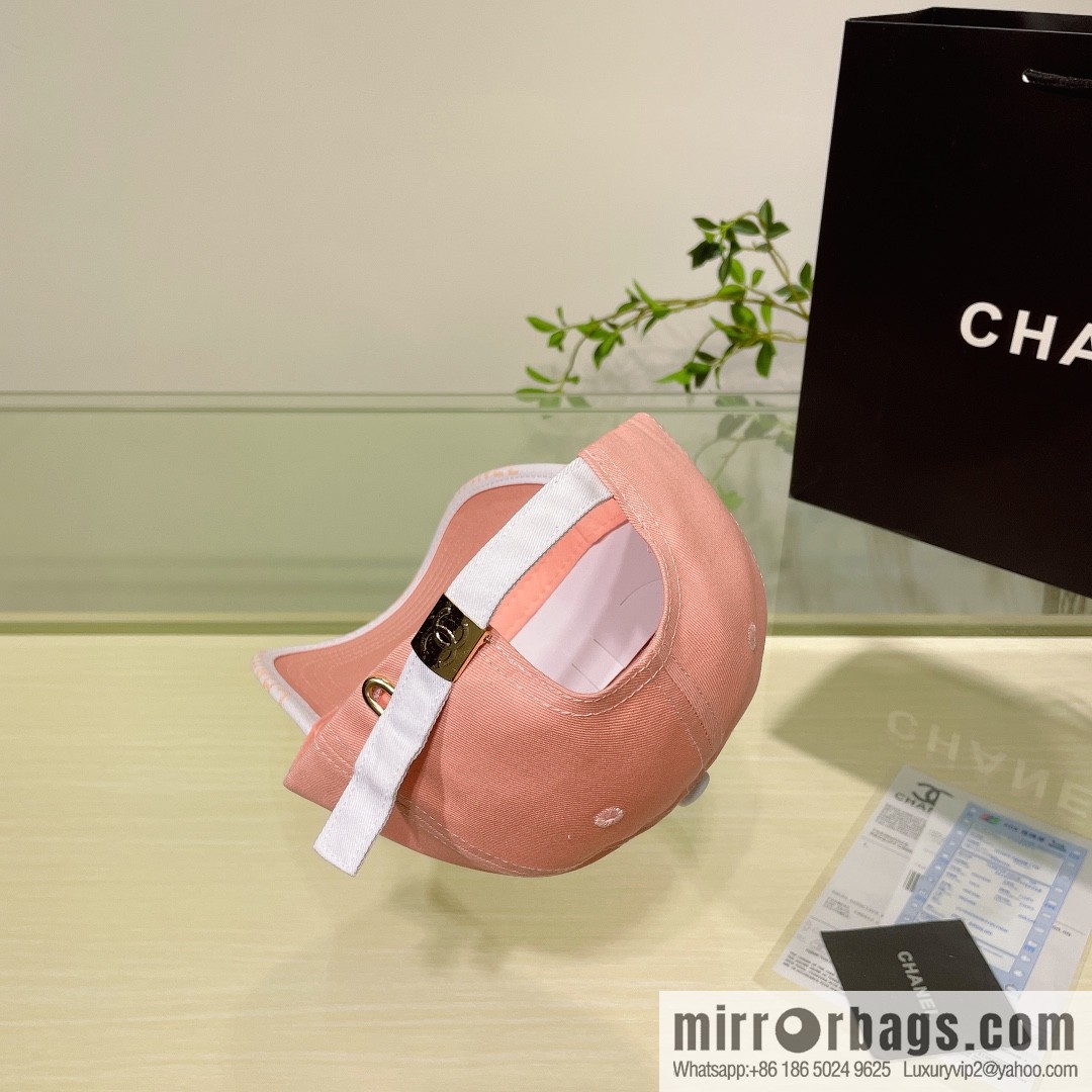 Chanel's new simple embroidered logo baseball cap