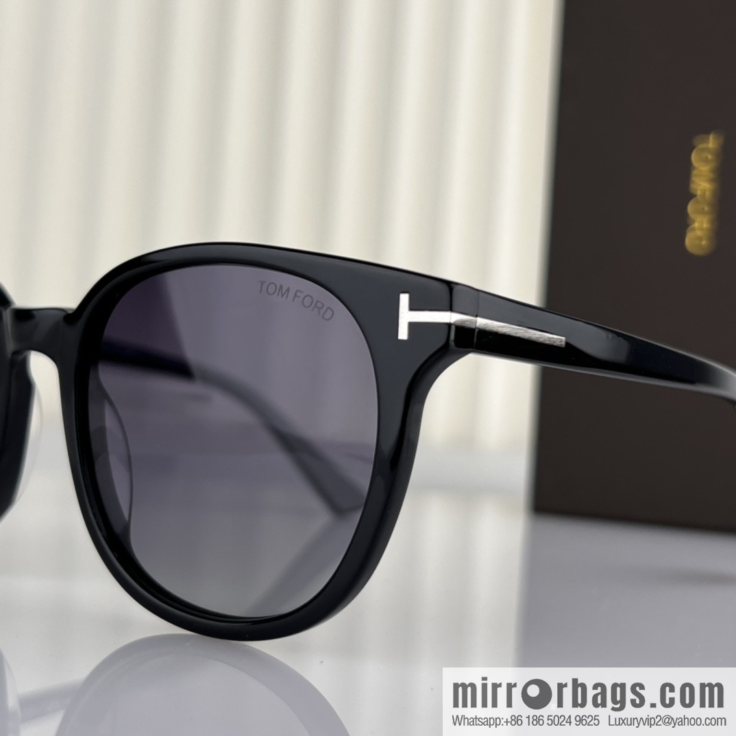 TOMFORD Tom Ford Ultra Light Frame New Sunglasses