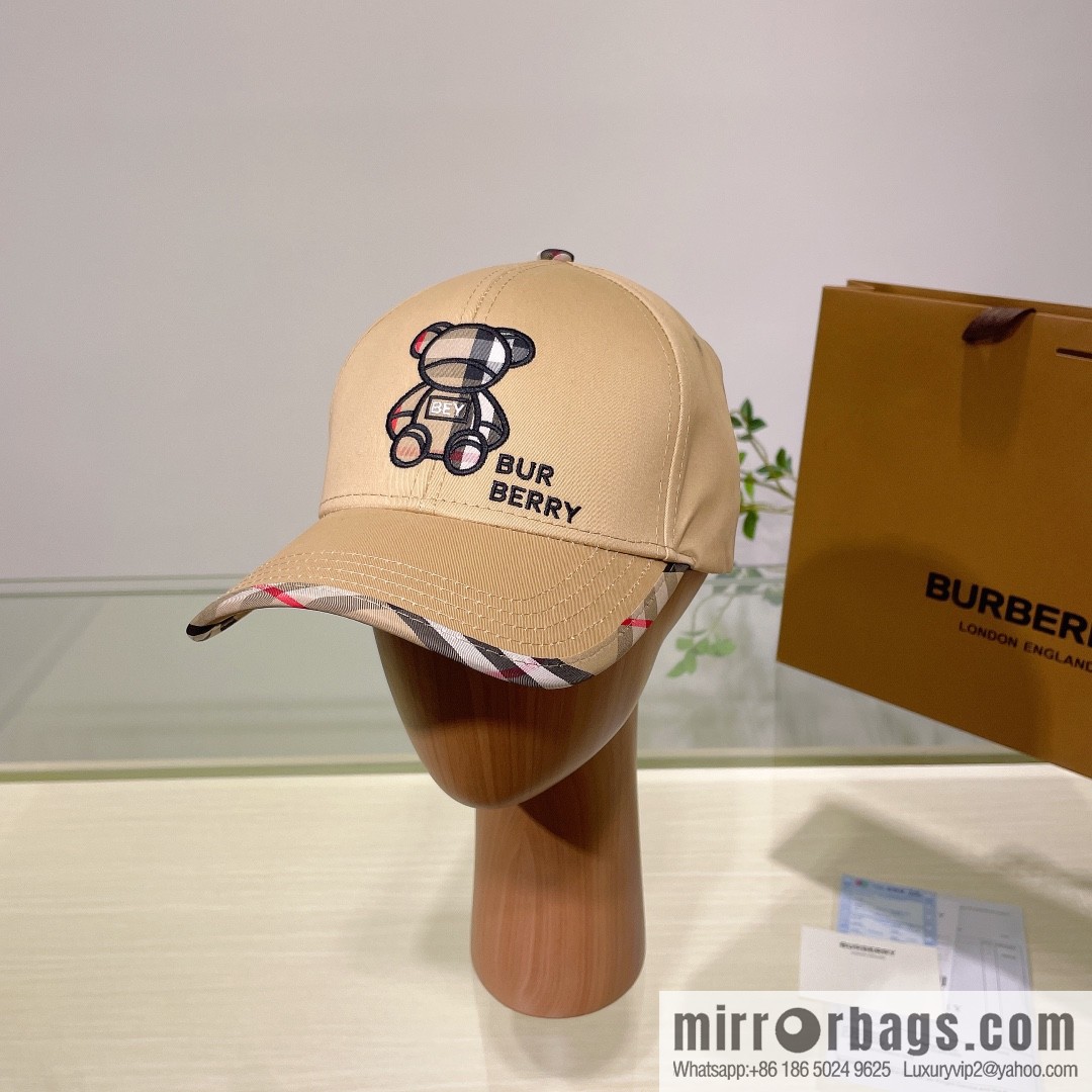 Burberry Burberry three-dimensional embroidery original baseball cap