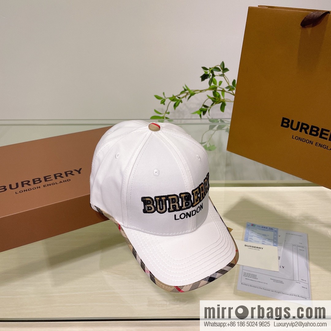 Burberry Burberry three-dimensional embroidery original baseball cap