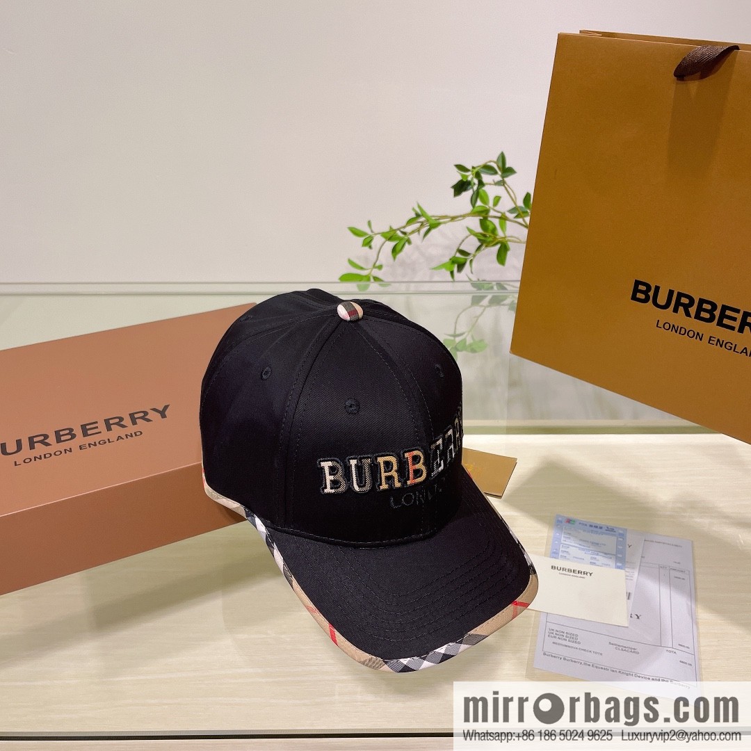 Burberry Burberry three-dimensional embroidery original baseball cap