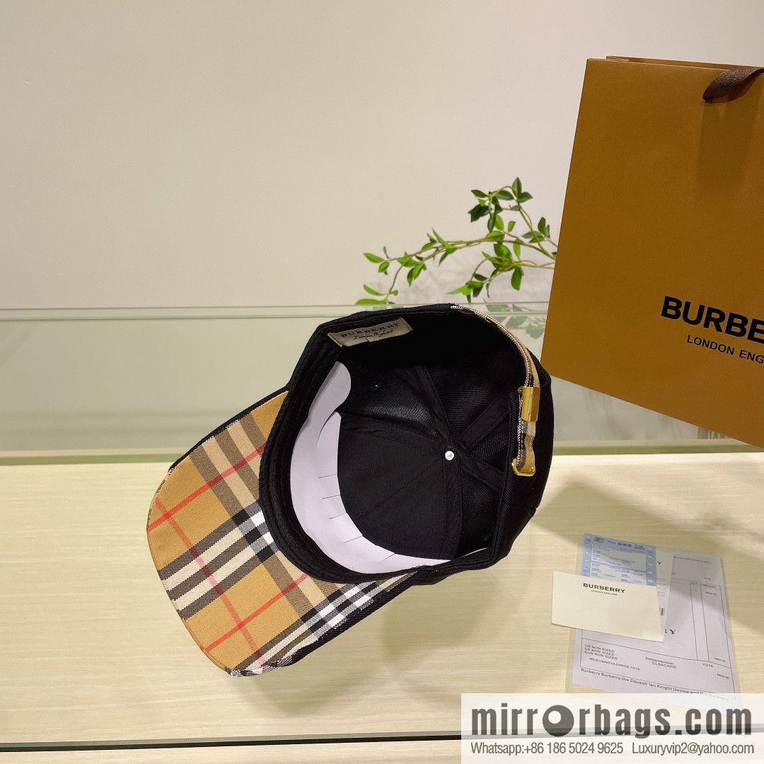 Burberry Burberry three-dimensional embroidery original baseball cap