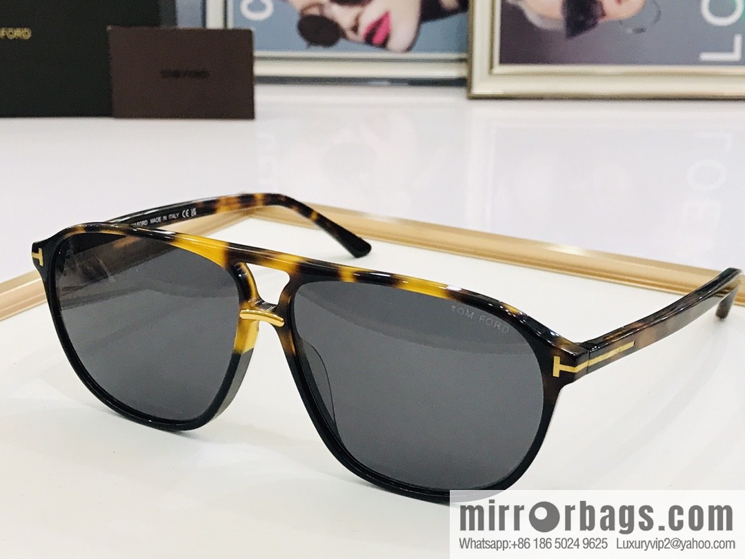 TOM FORD Ultra Light Unisex Sunglasses