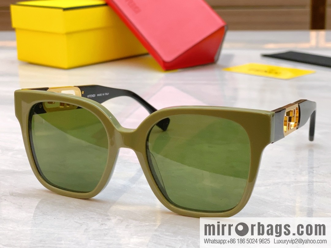Fendi's new unisex sunglasses