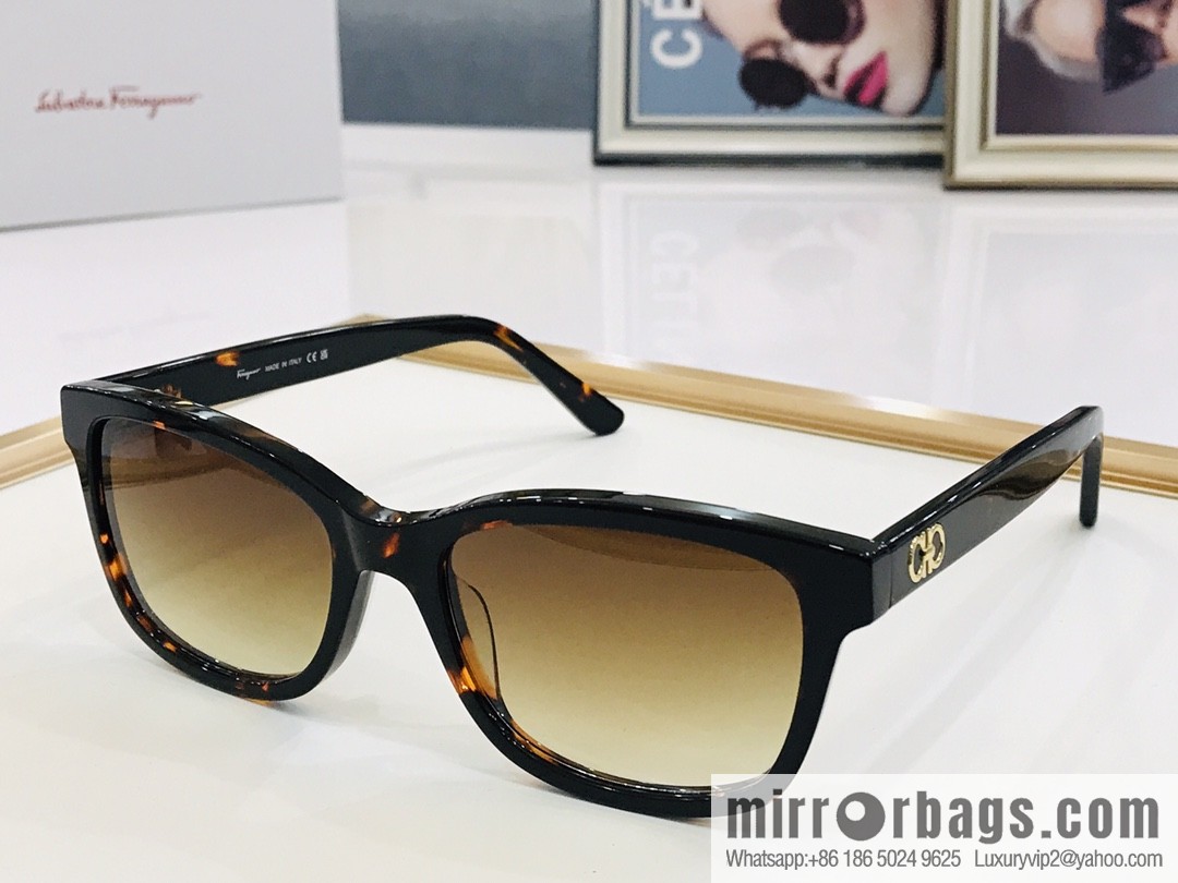 Ferragamo logo temple sunglasses