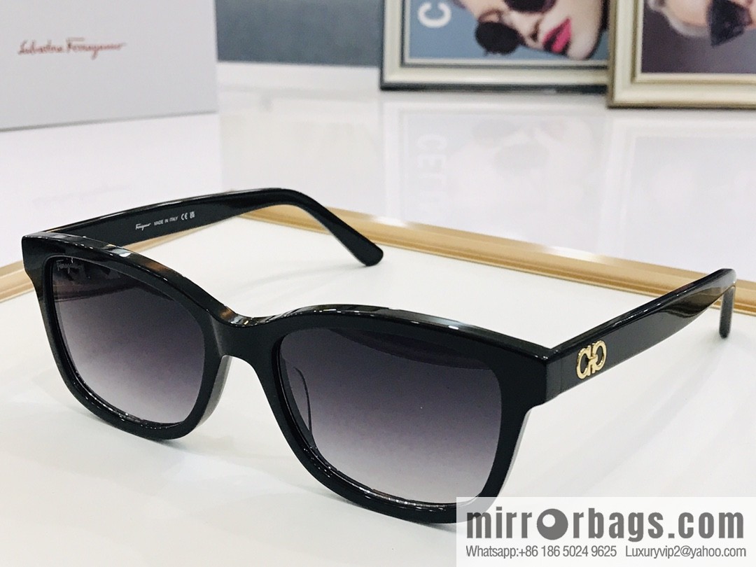 Ferragamo logo temple sunglasses