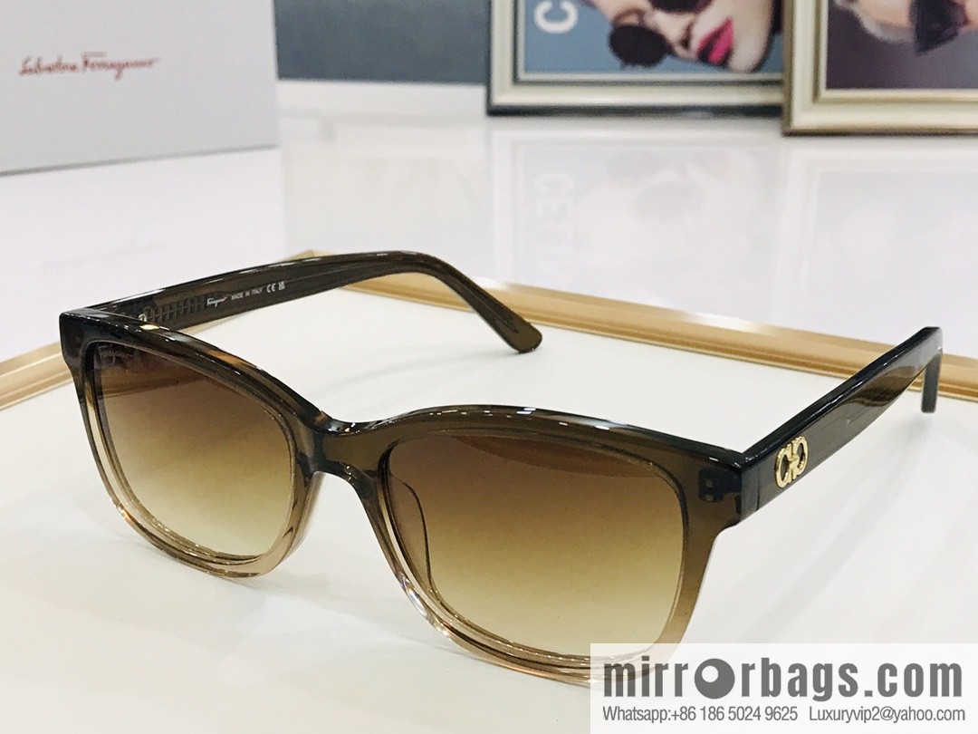Ferragamo logo temple sunglasses