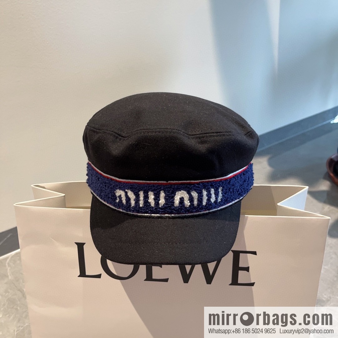 Miu miumiu duck tongue military cap