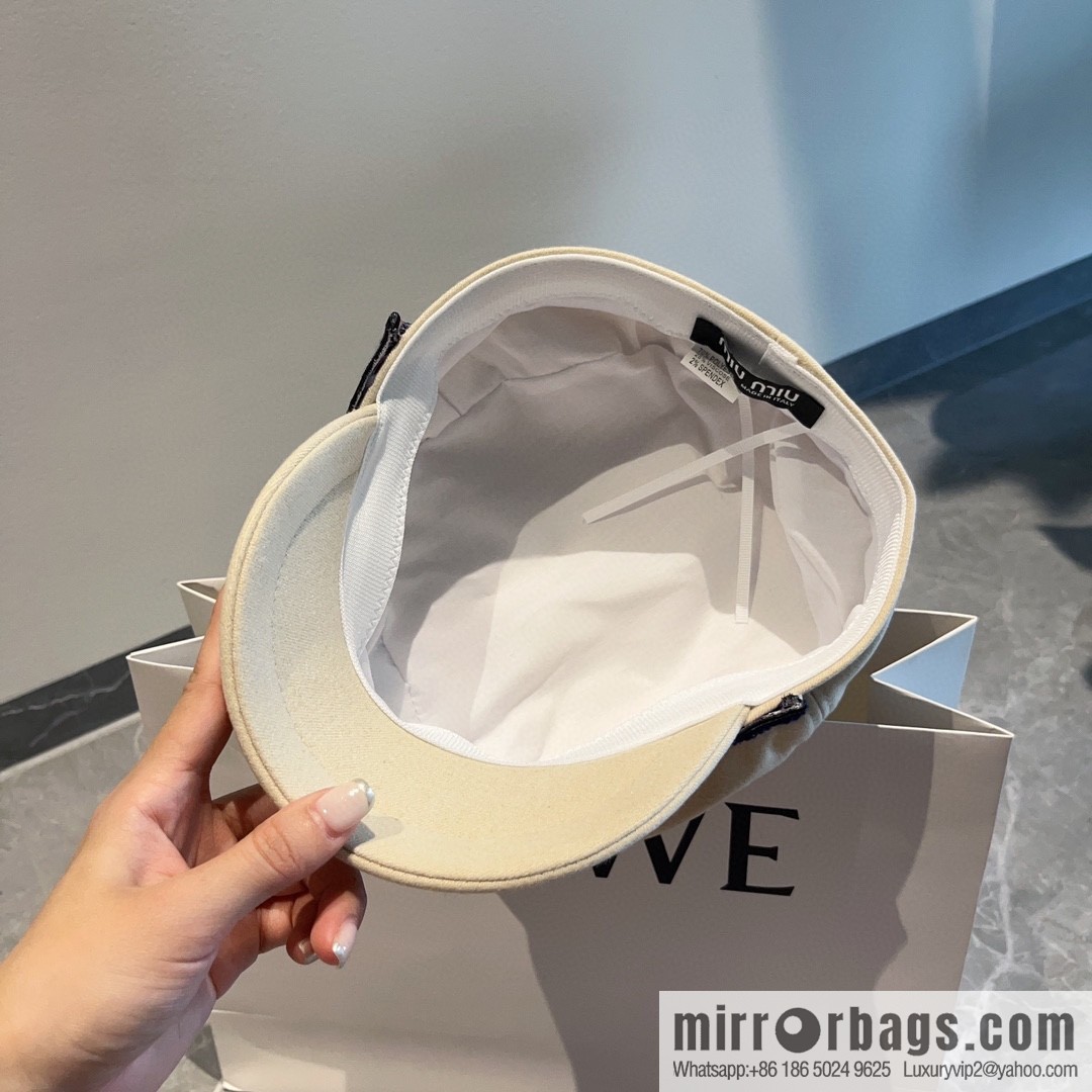 Miu miumiu duck tongue military cap