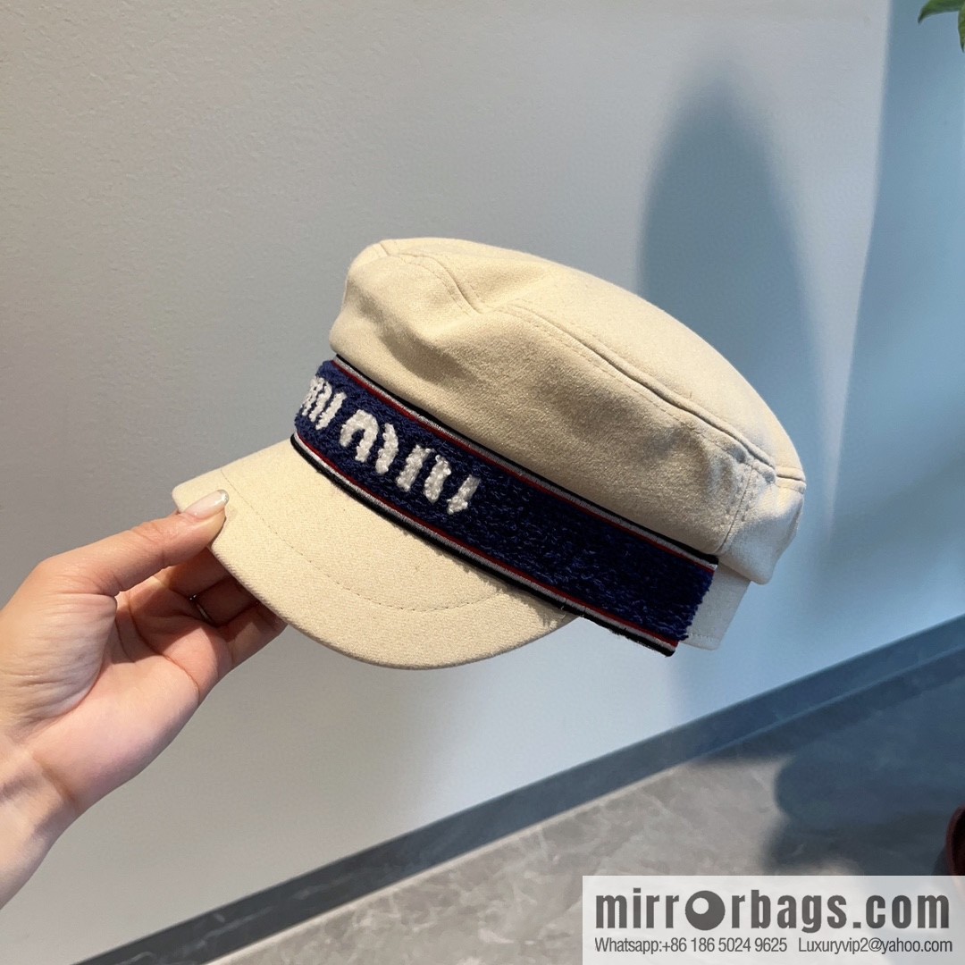 Miu miumiu duck tongue military cap