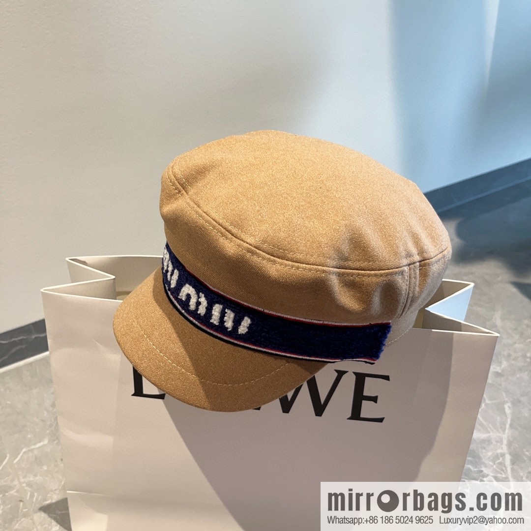 Miu miumiu duck tongue military cap