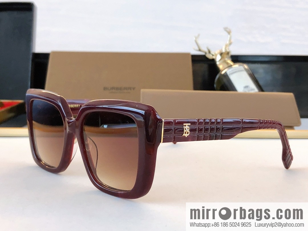 Burberry Burberry temple three-dimensional plaid women's sunglasses
