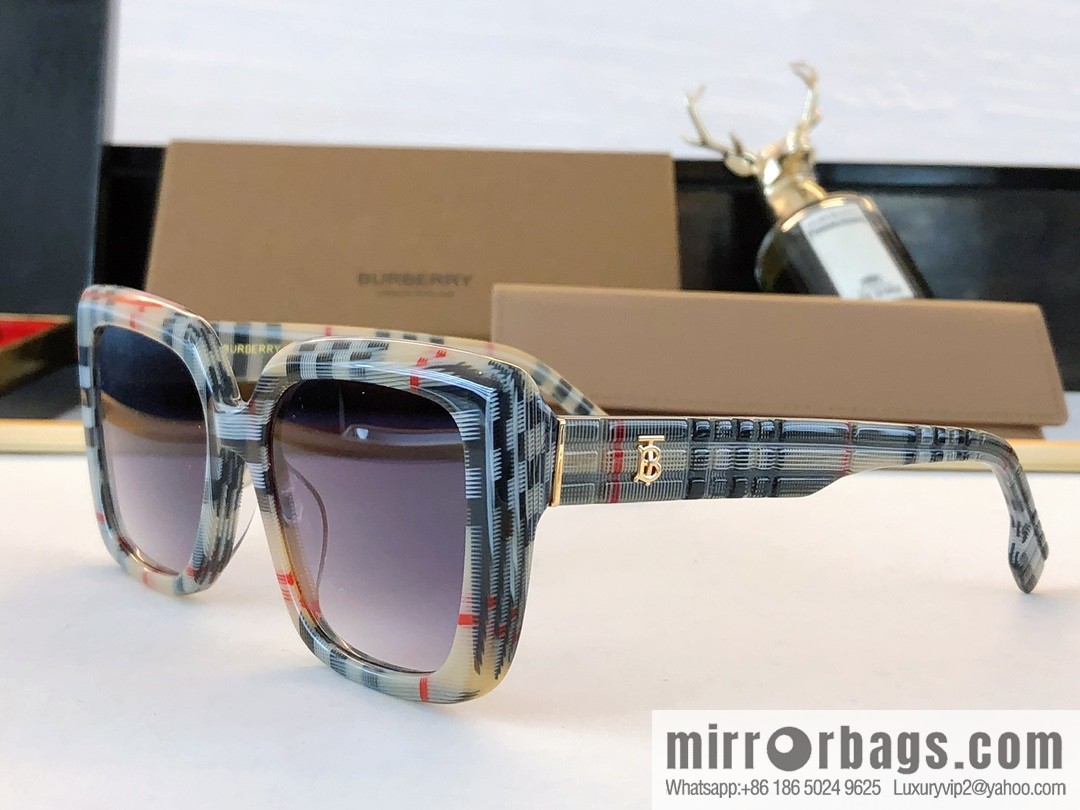Burberry Burberry temple three-dimensional plaid women's sunglasses