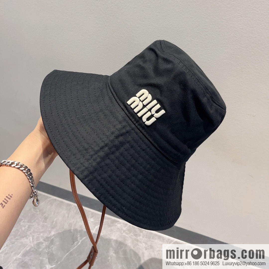 Miumiu bucket hat