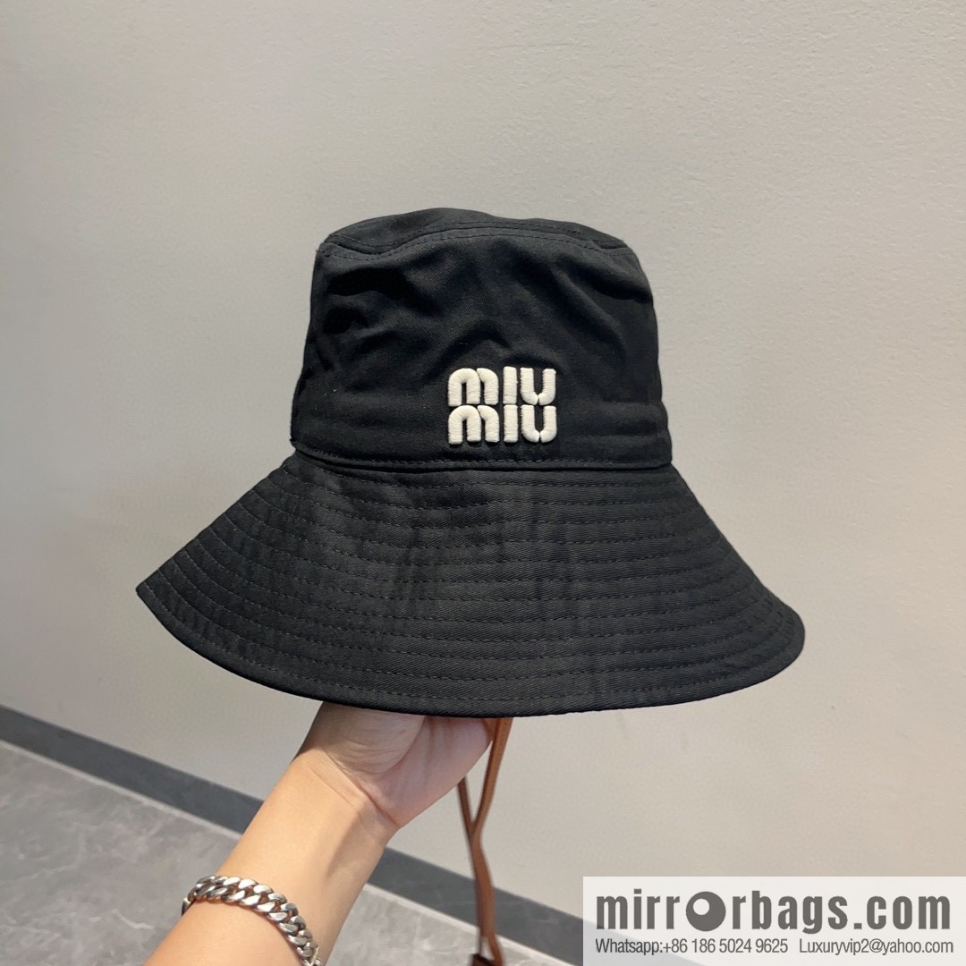 Miumiu bucket hat
