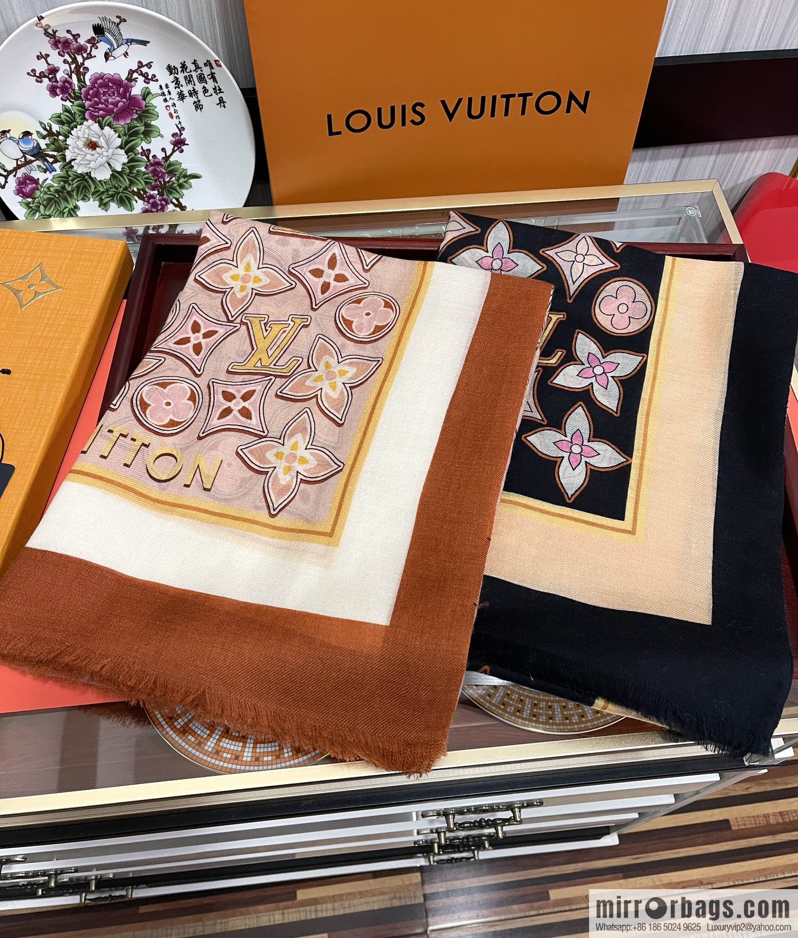 LV Louis Vuitton 300 cashmere long towels