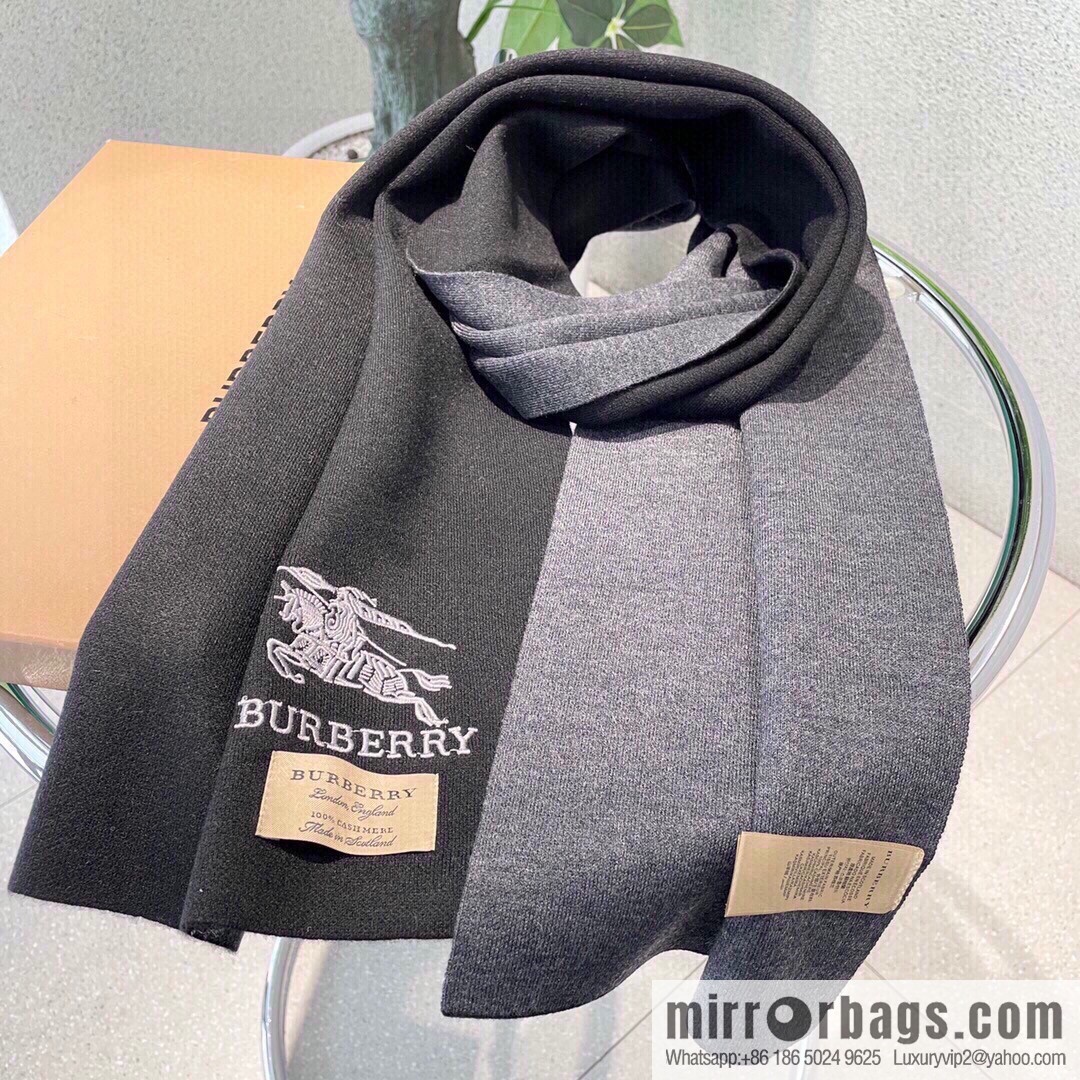 Burberry Burberry Classic Horse 100% Imported Knitted Cashmere Scarf
