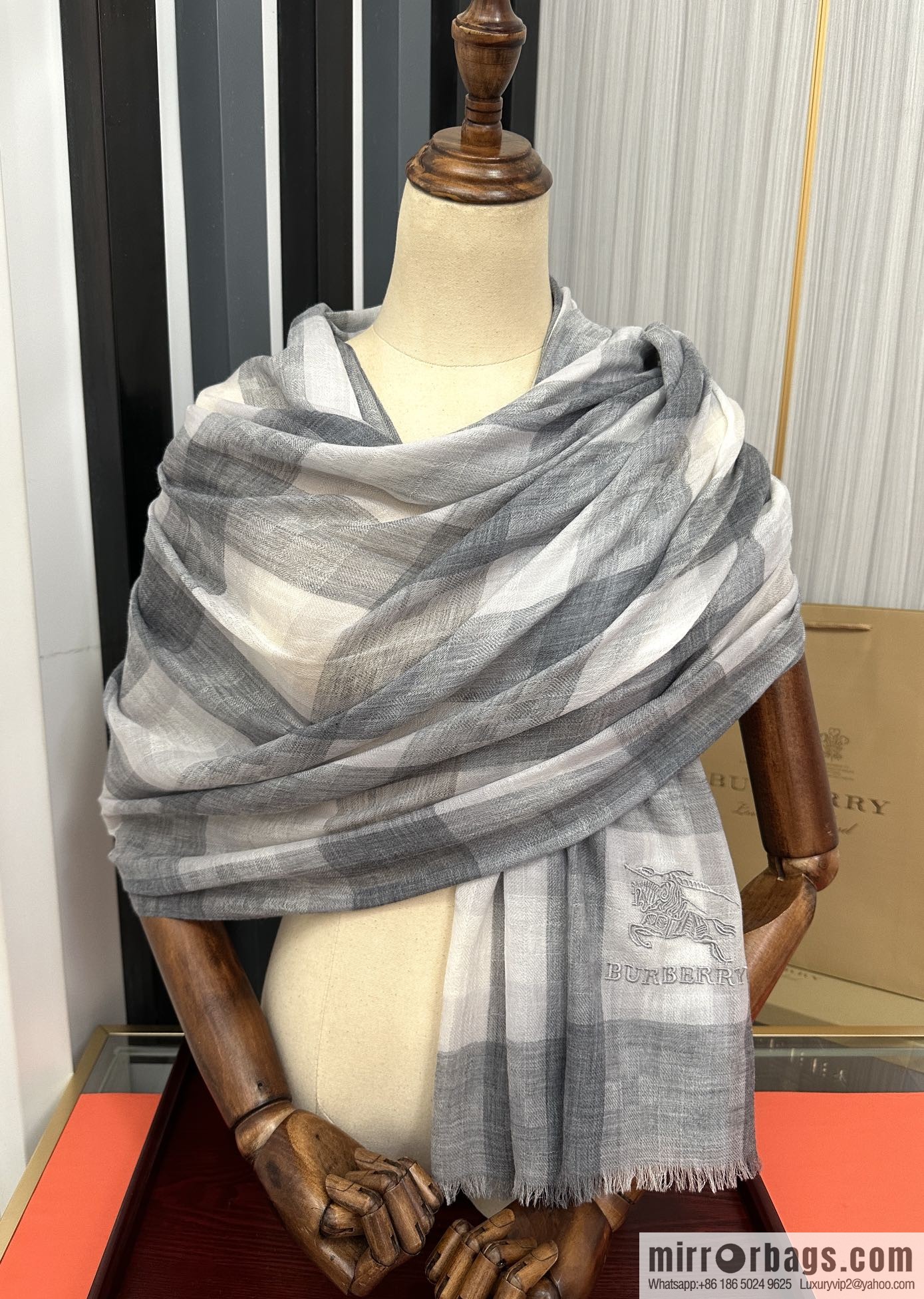 Burberry Inner Mongolia Cashmere Scarf