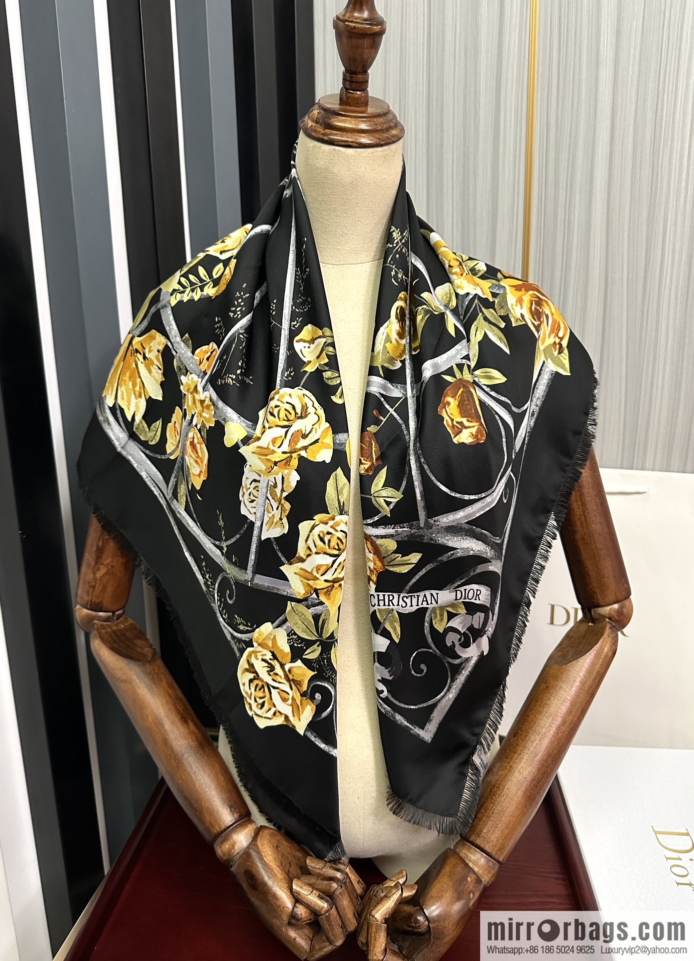 Dior City Garden 100% Top Twill Silk Square Towel