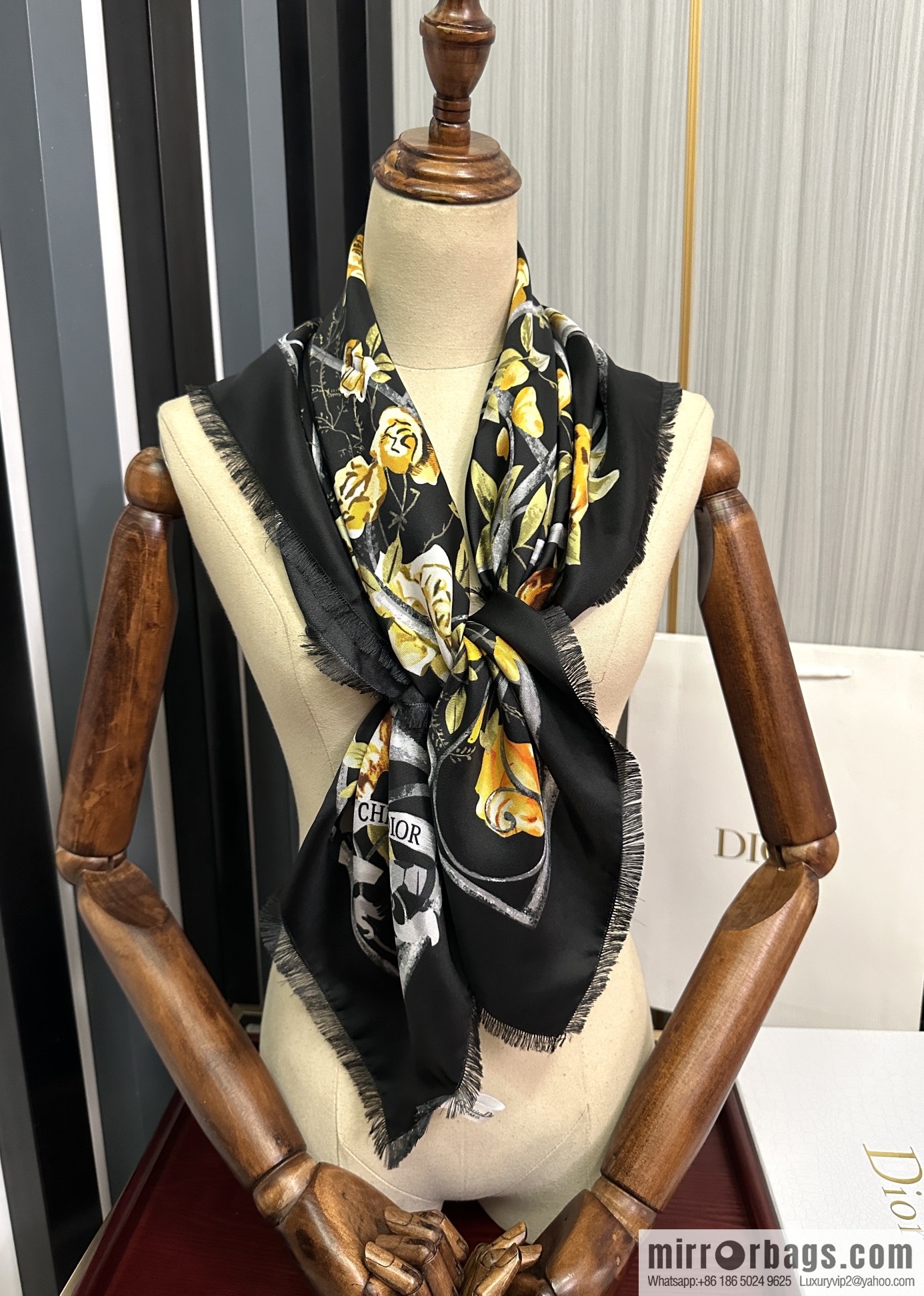 Dior City Garden 100% Top Twill Silk Square Towel