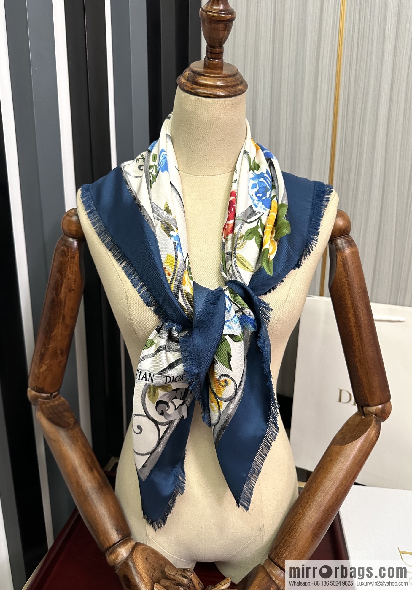 Dior City Garden 100% Top Twill Silk Square Towel