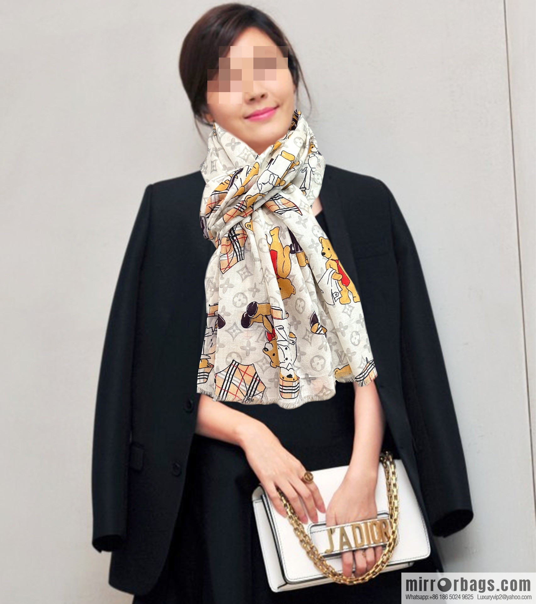 LV Louis Vuitton Bear Paradise Cashmere Scarf