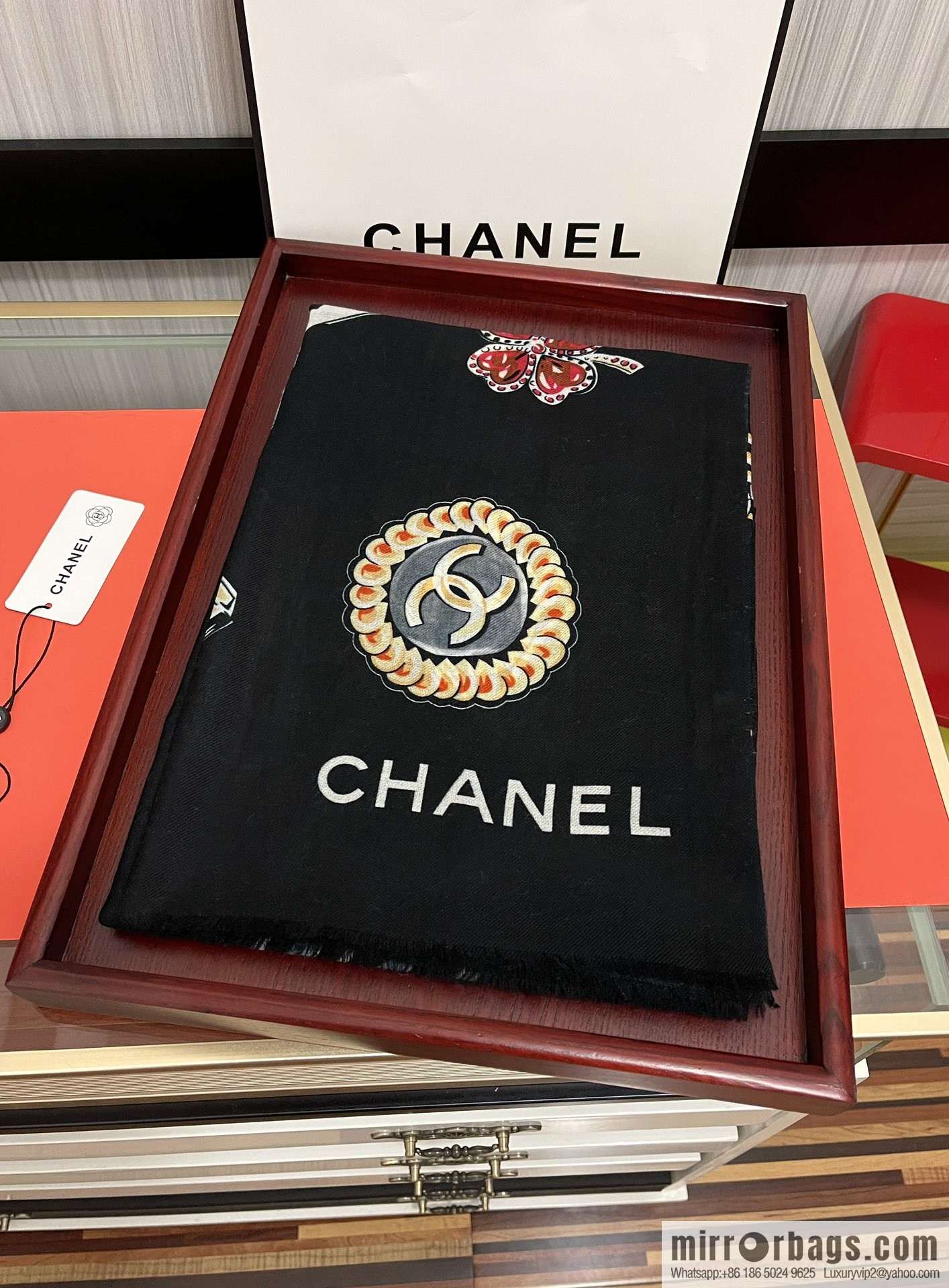 Chanel double c-sided ring velvet long towel