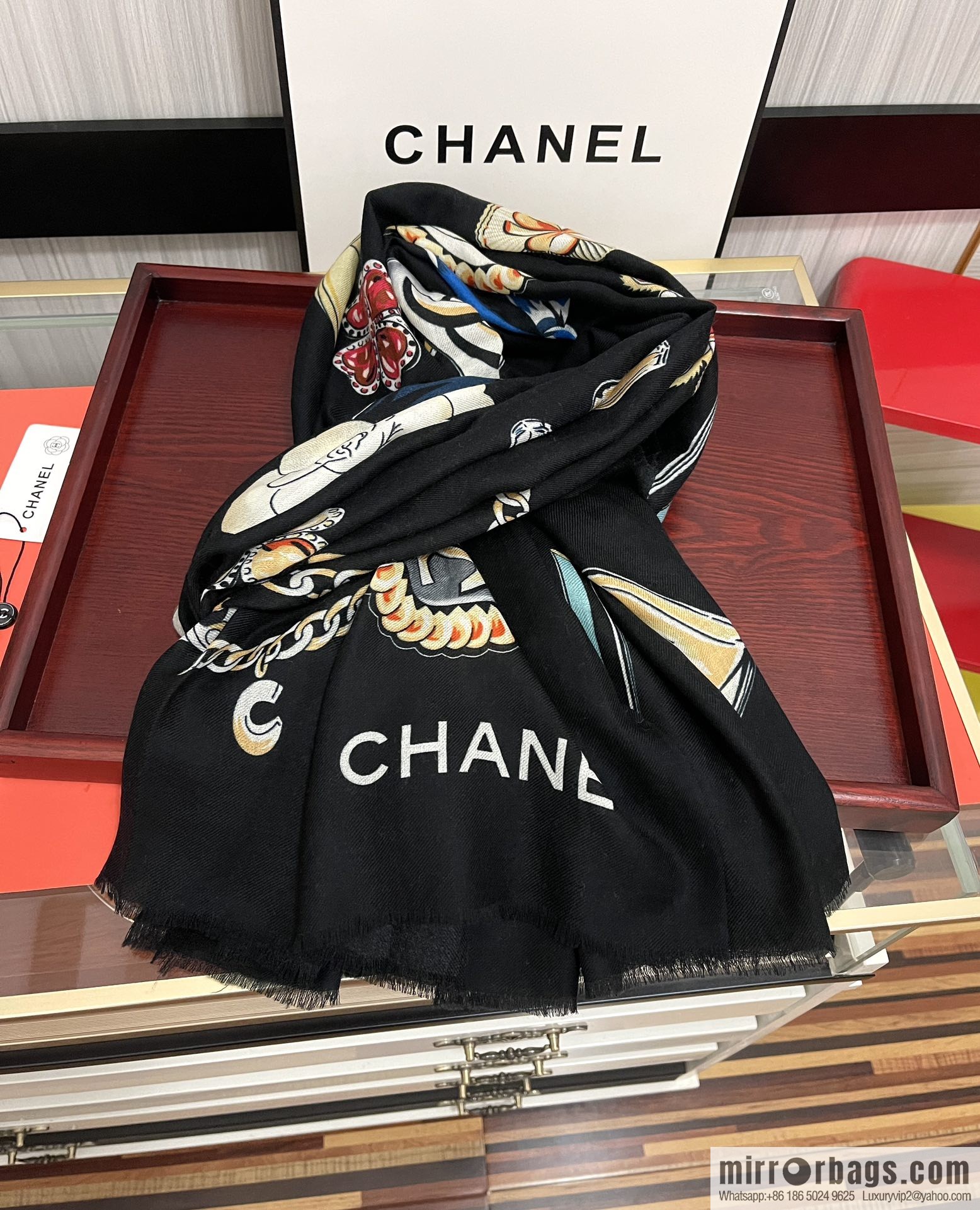 Chanel double c-sided ring velvet long towel