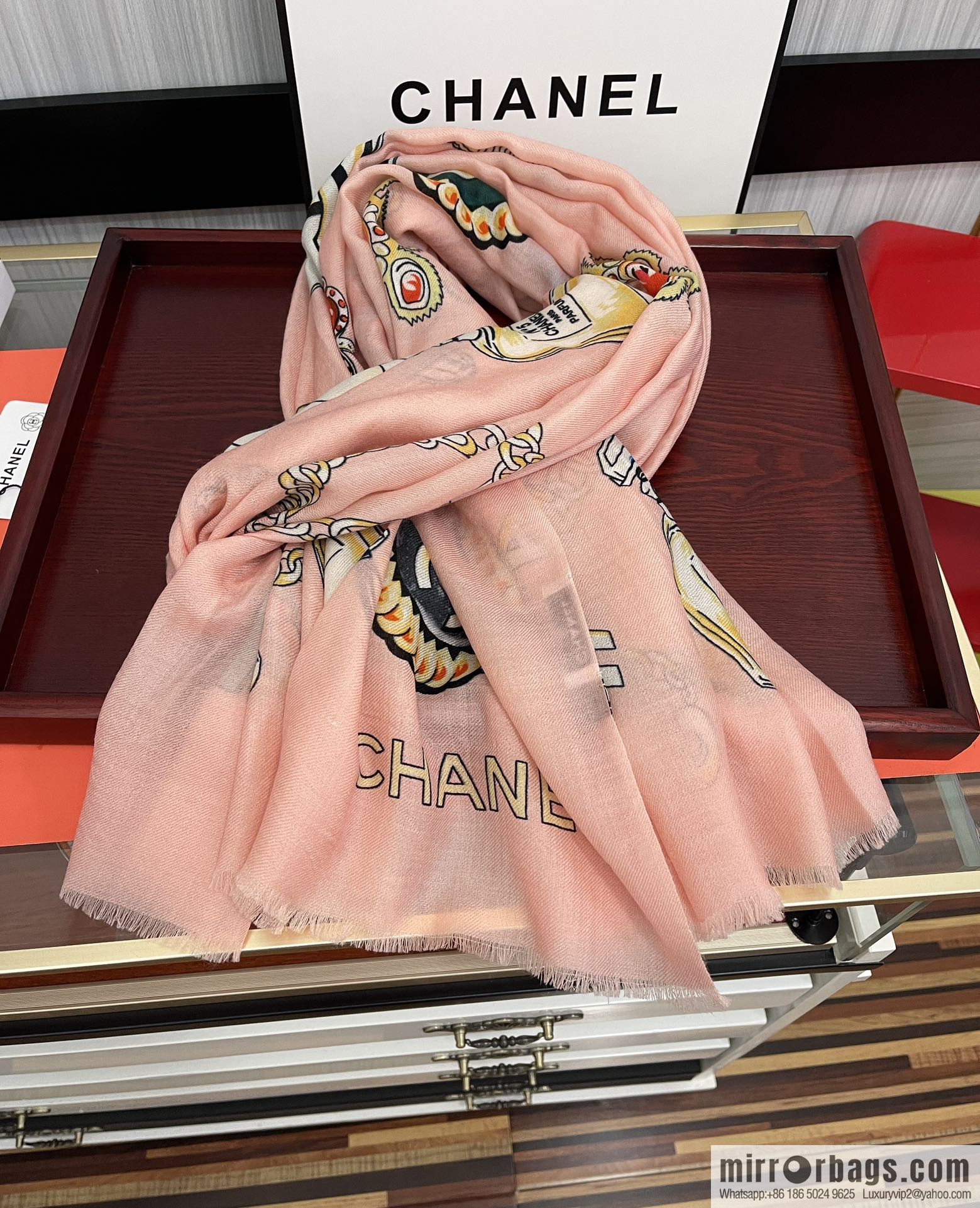 Chanel double c-sided ring velvet long towel