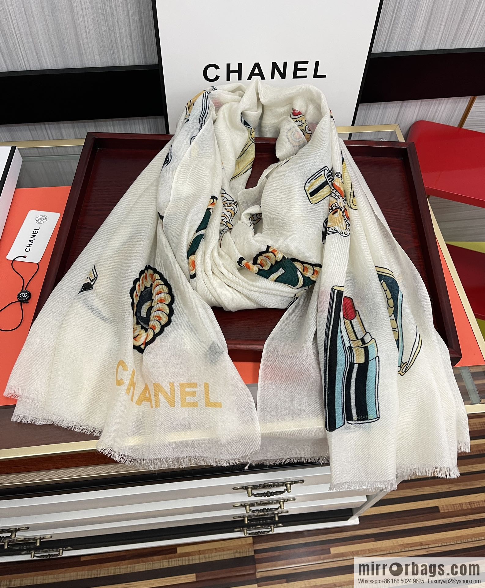 Chanel double c-sided ring velvet long towel