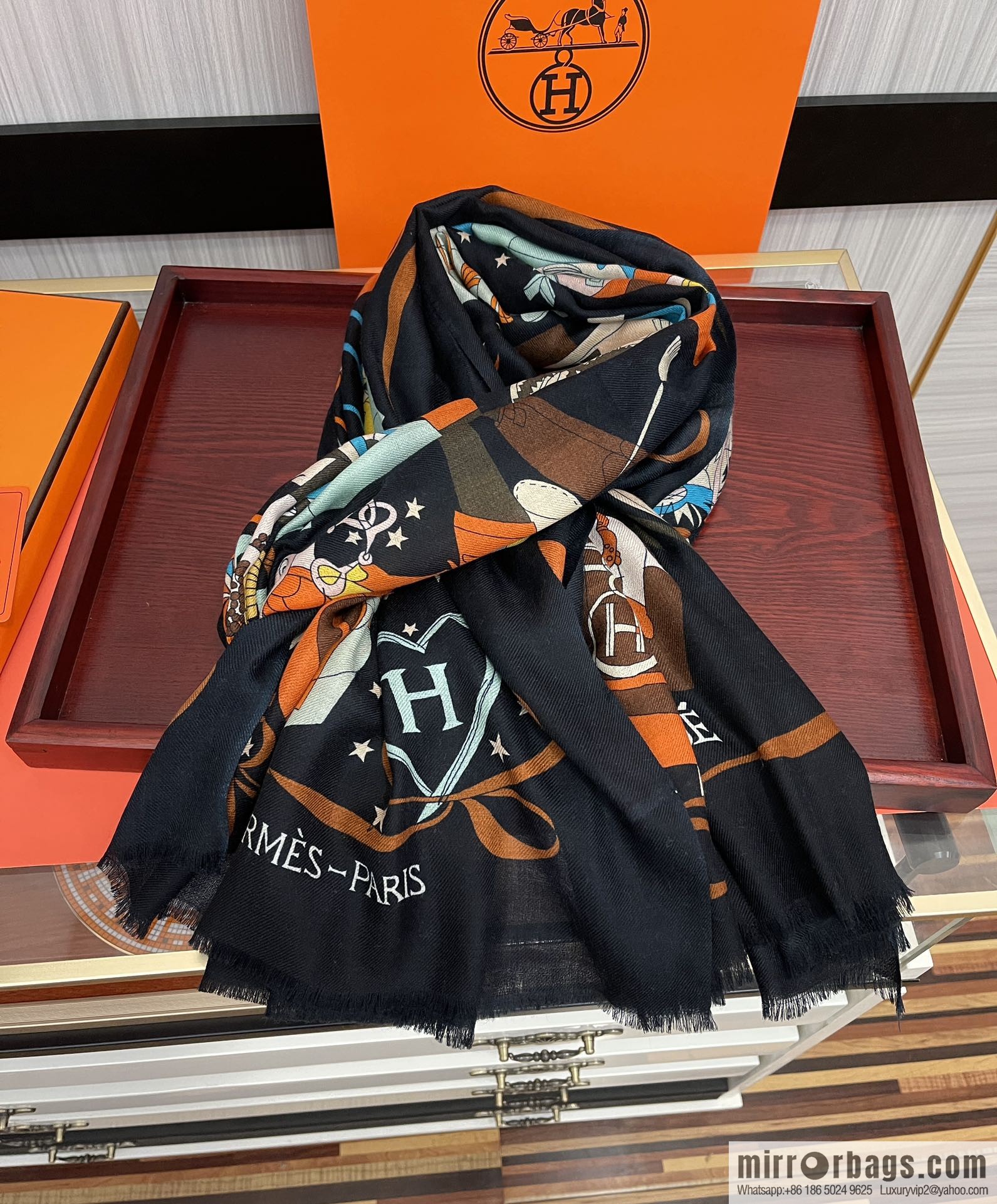 Hermes Hermes Ring Fleece Towel