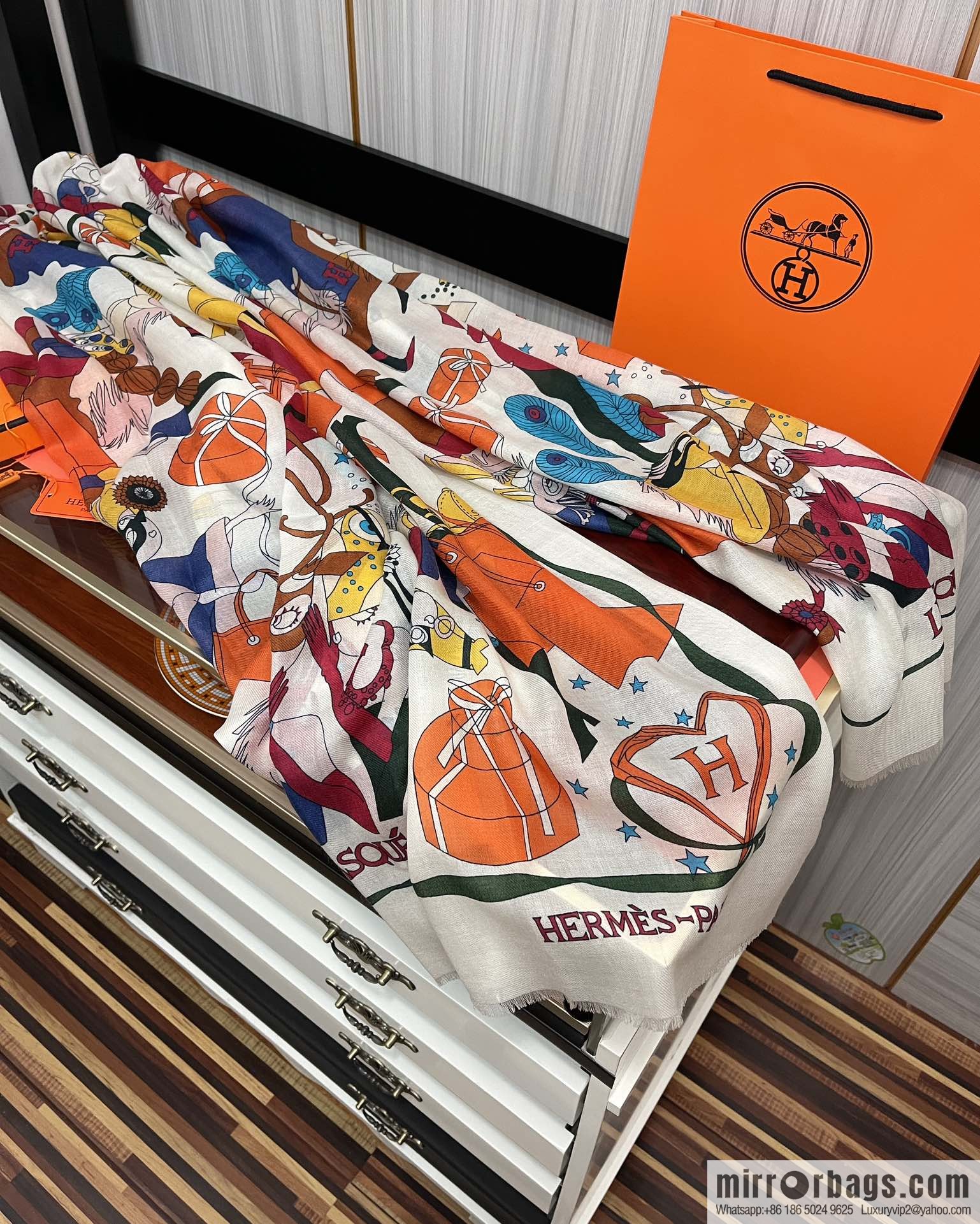 Hermes Hermes Ring Fleece Towel
