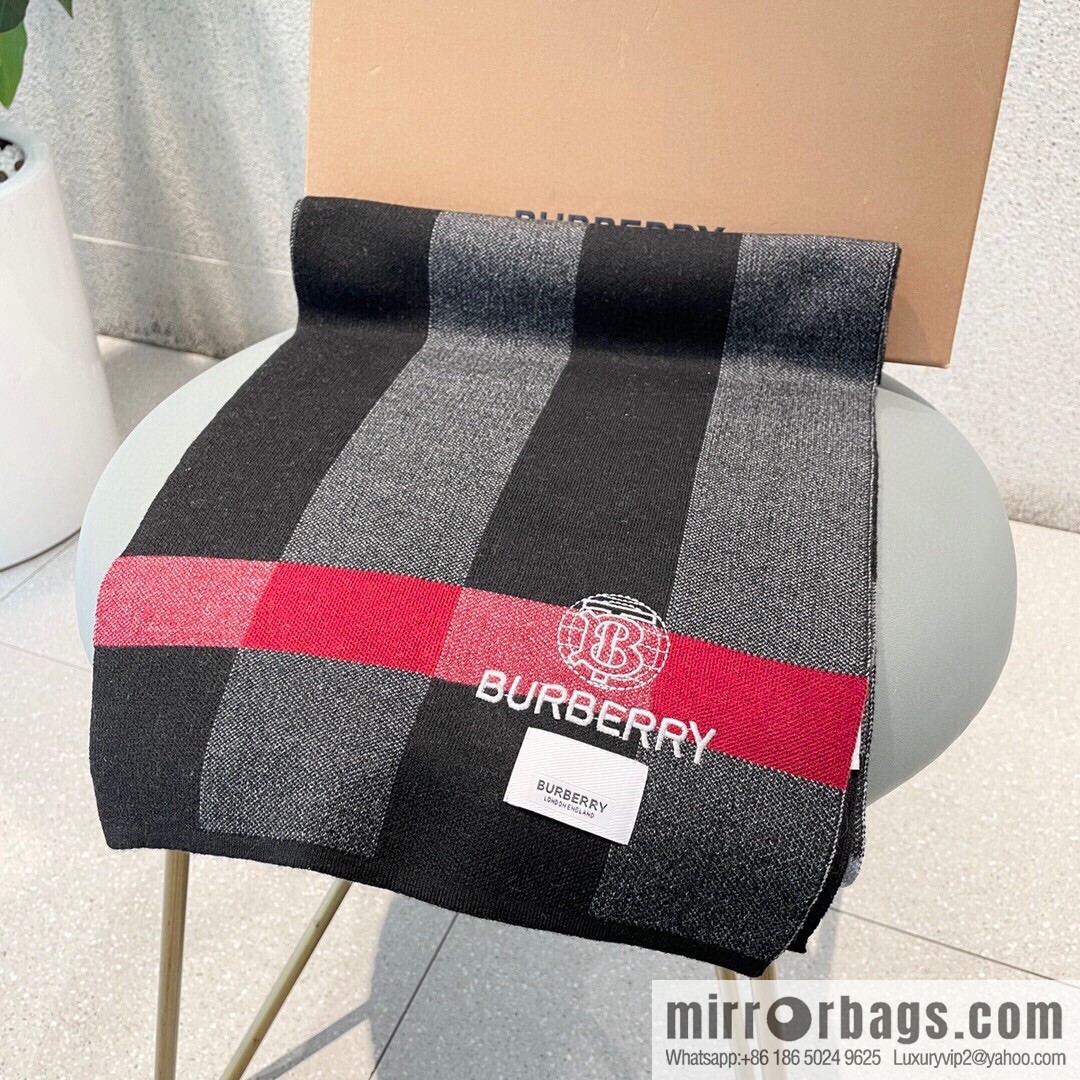 Burberry Burberry Classic Horse 100% Imported Knitted Cashmere Scarf