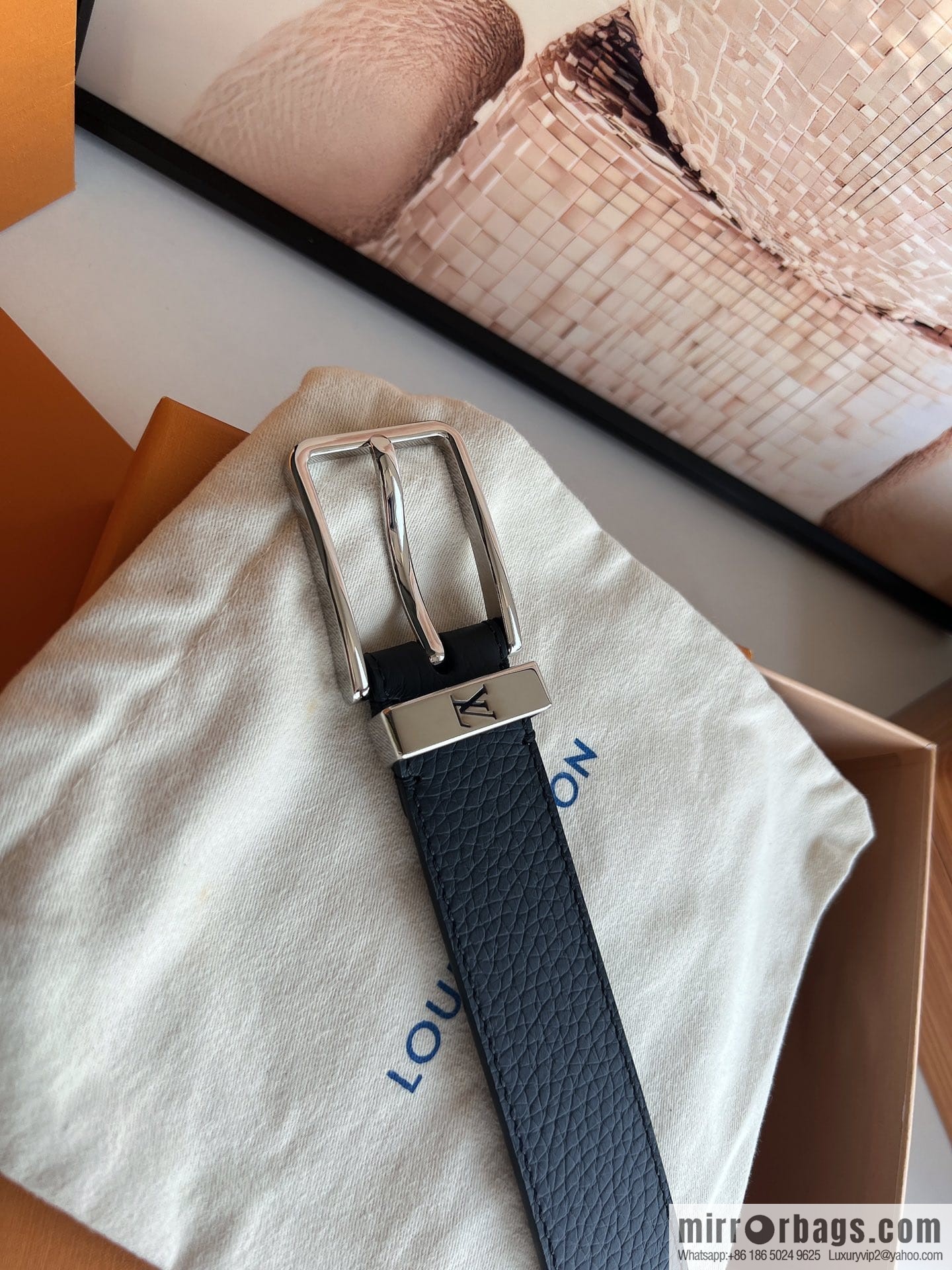 LOUIS VUITTON Pont Neuf 35mm Black Cross Leather Belt