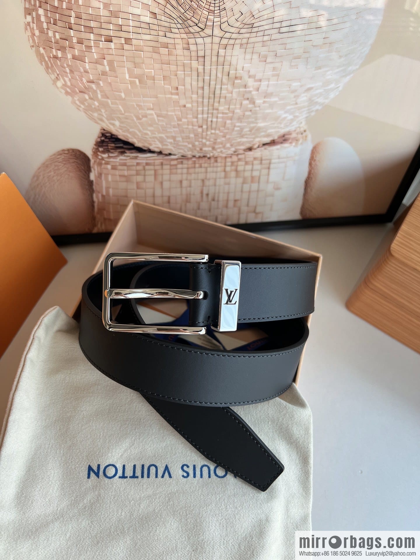 LOUIS VUITTON Pont Neuf 35mm Black Cross Leather Belt