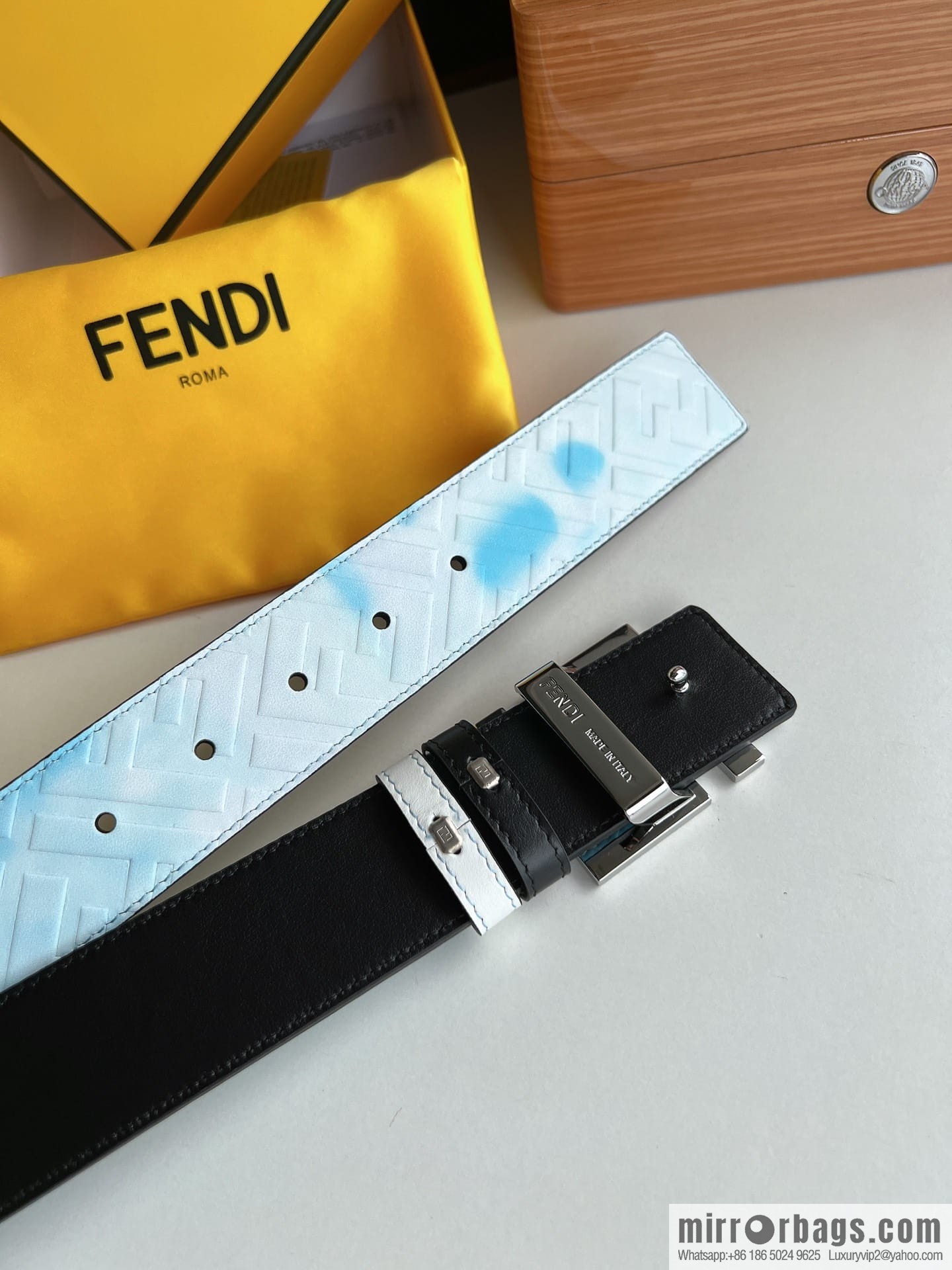 FENDI's latest extraordinary creative gradual change printing light blue double FF cowhide belt 4.0cm