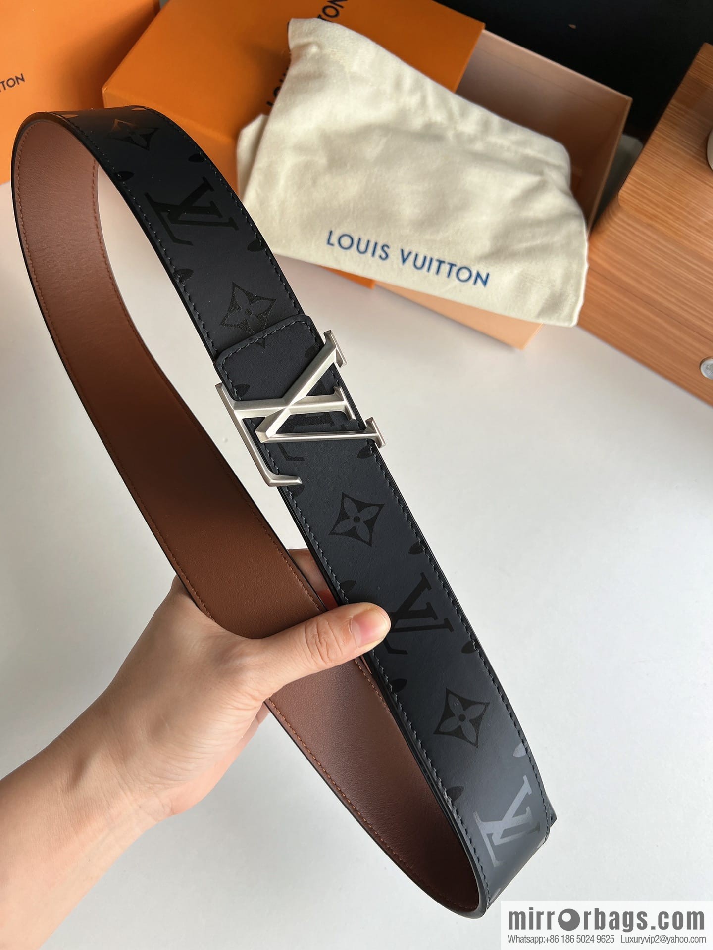 LV/Louis Vuitton, black flower men's double-sided PYRAMIDE calfskin brown belt