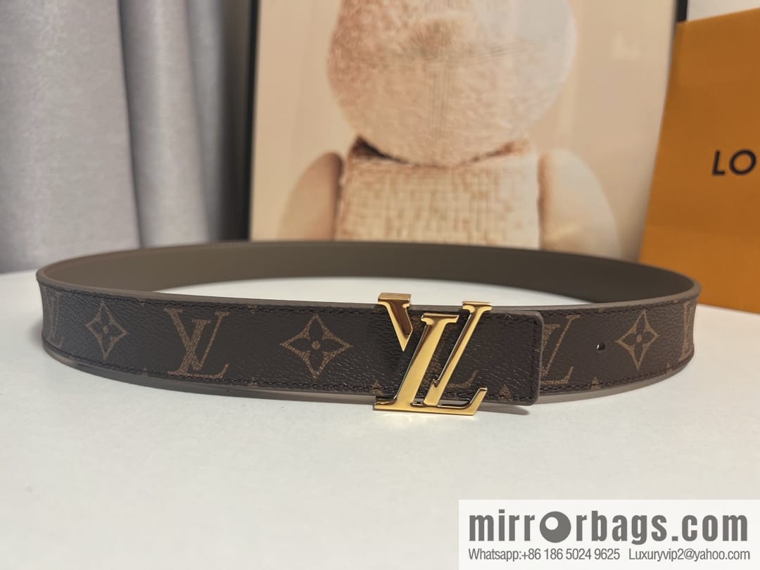 Louis Vuitton, women's double-sided belt 30mm