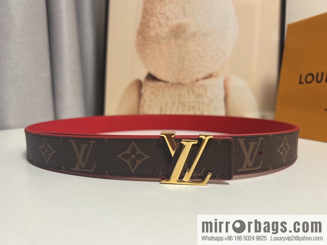 Louis Vuitton, women's double-sided belt 30mm